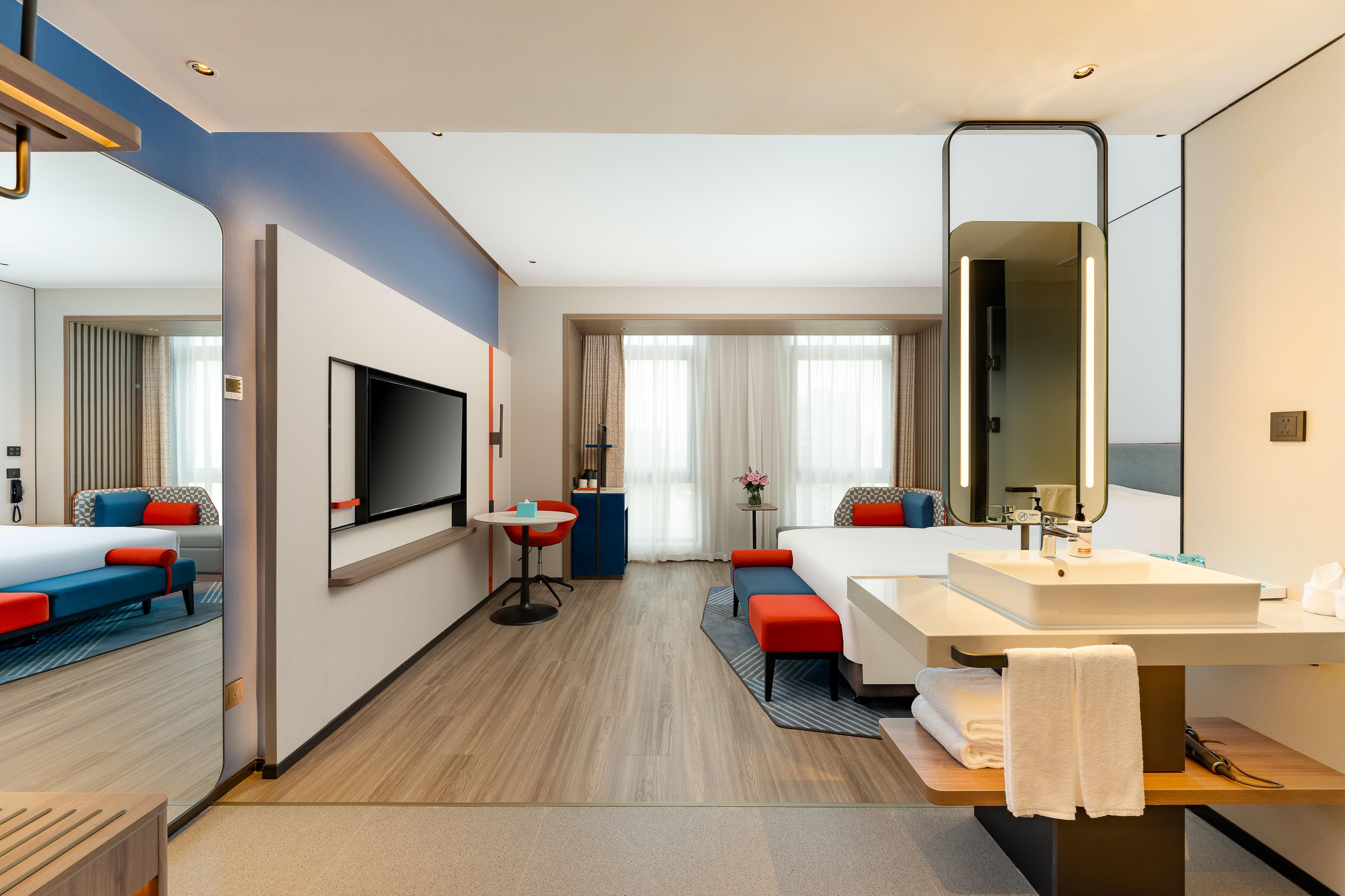 Double King Size Bed