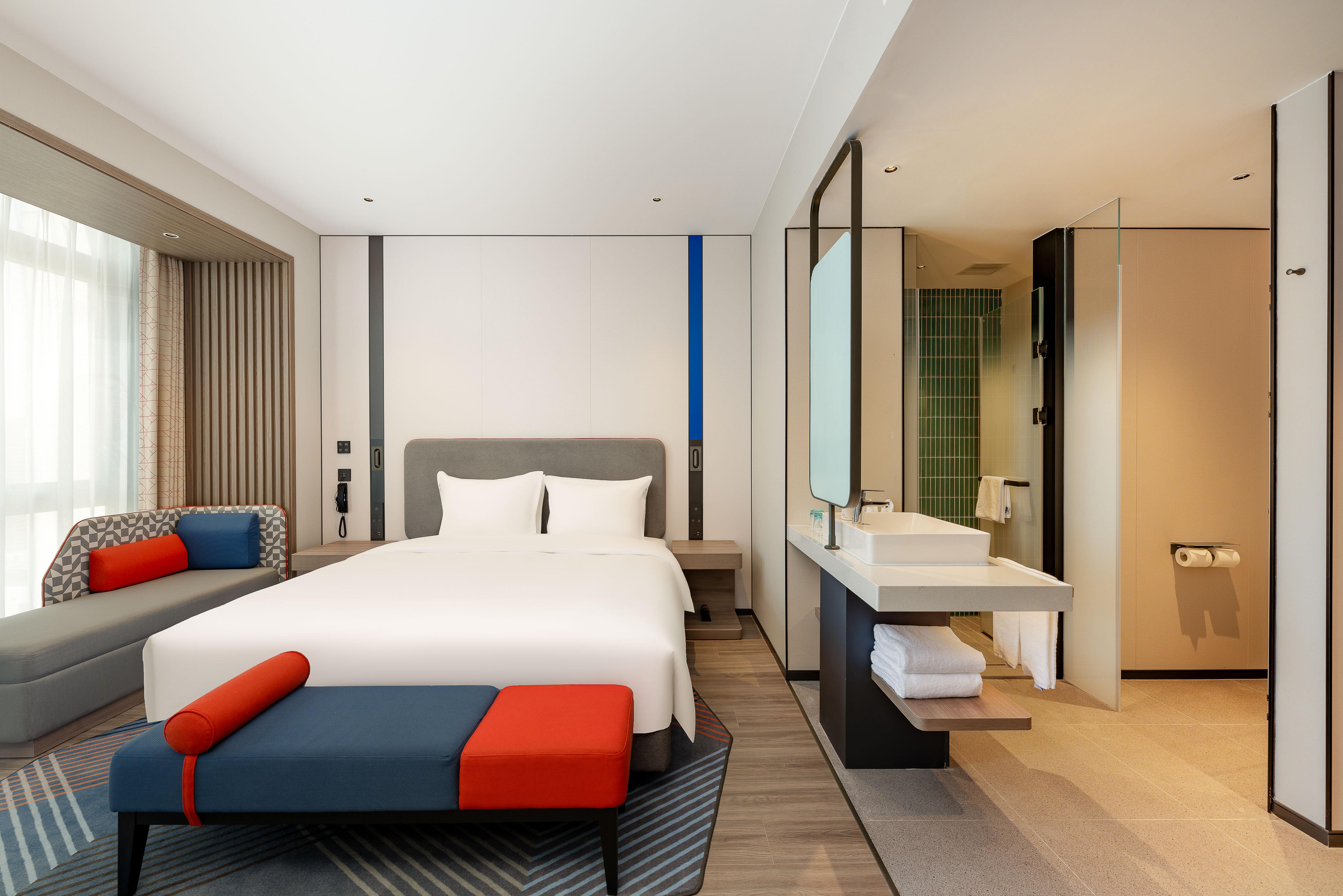 Double King Size Bed