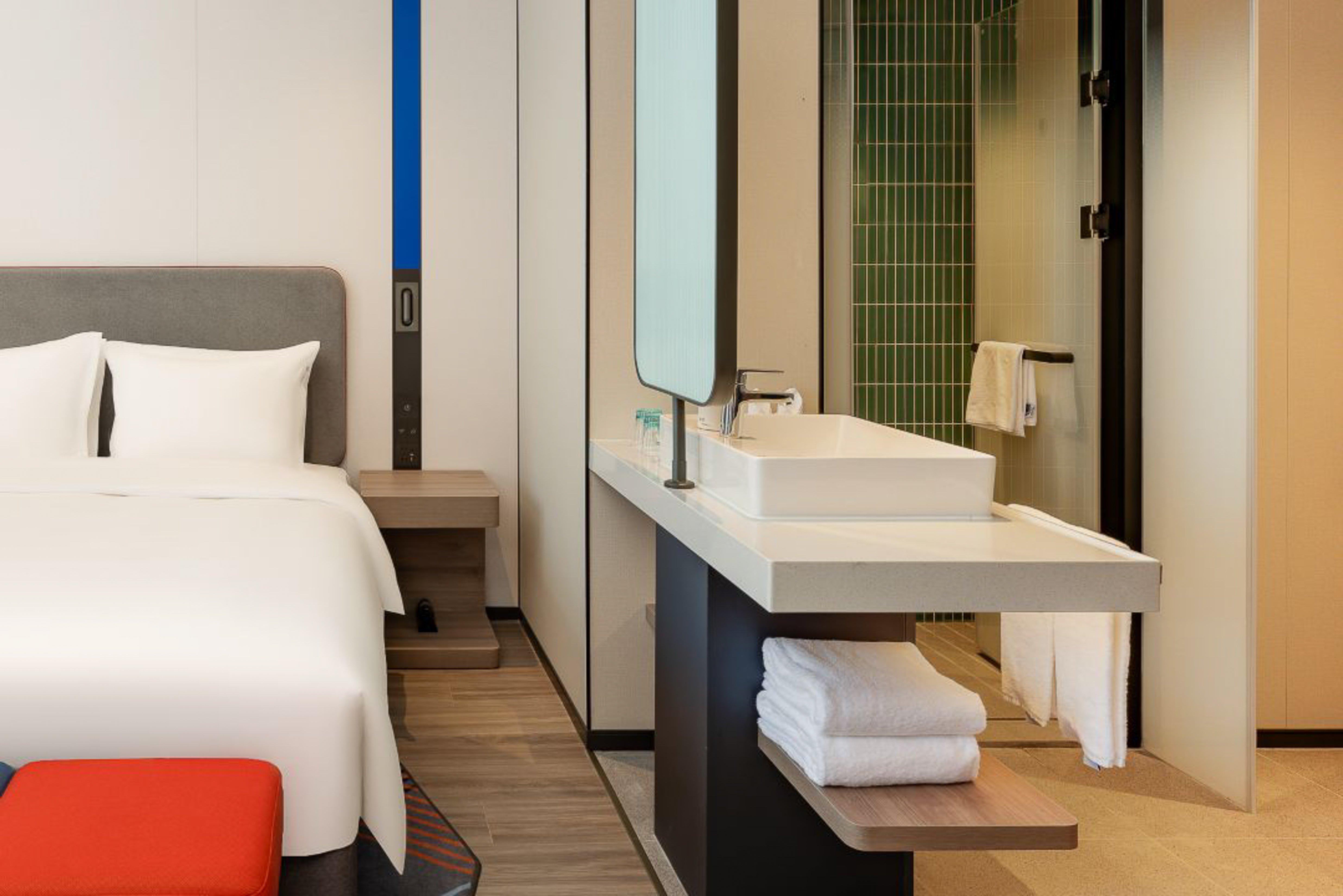 Double or Twin Standard