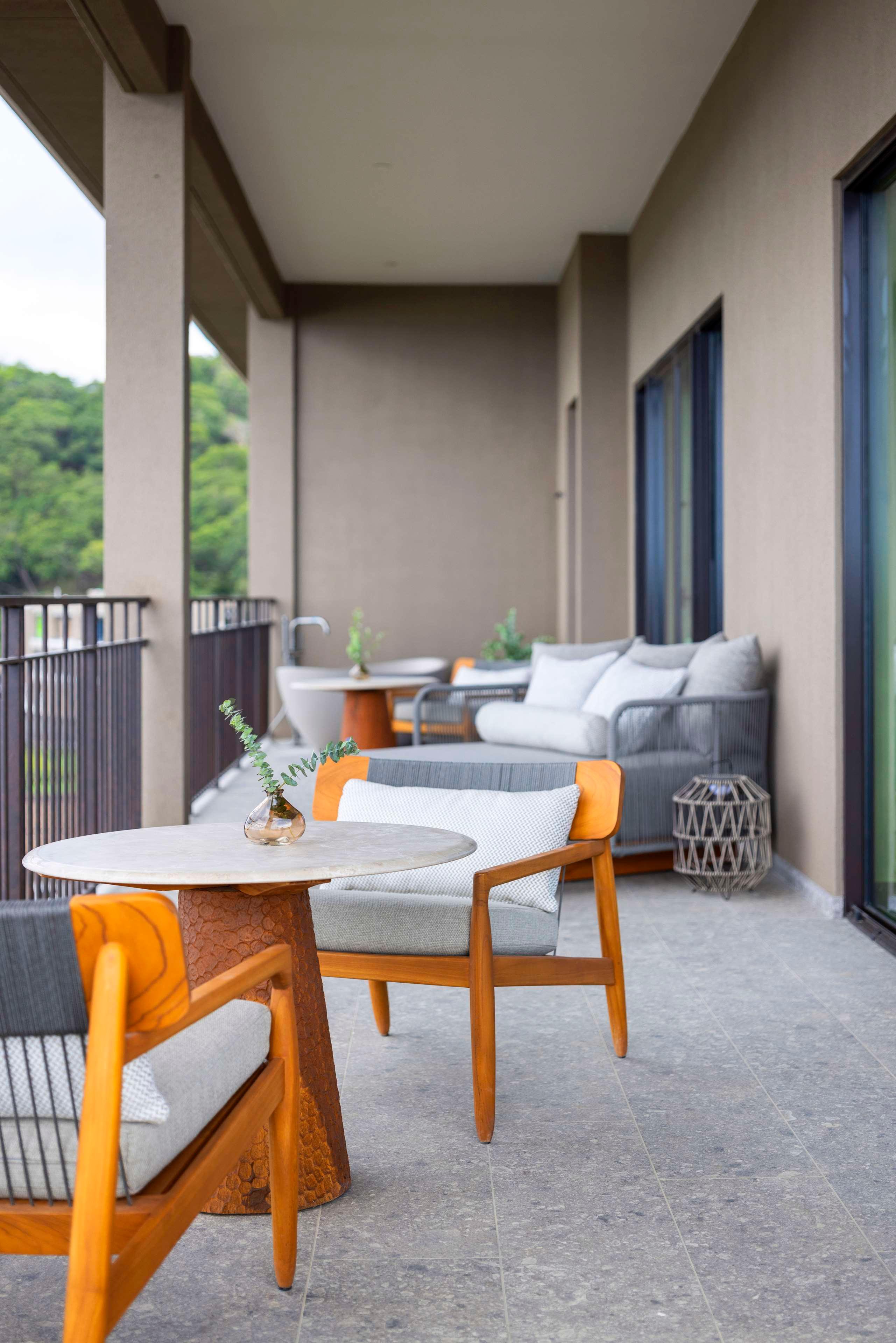 Suite King Bed One Bedroom 