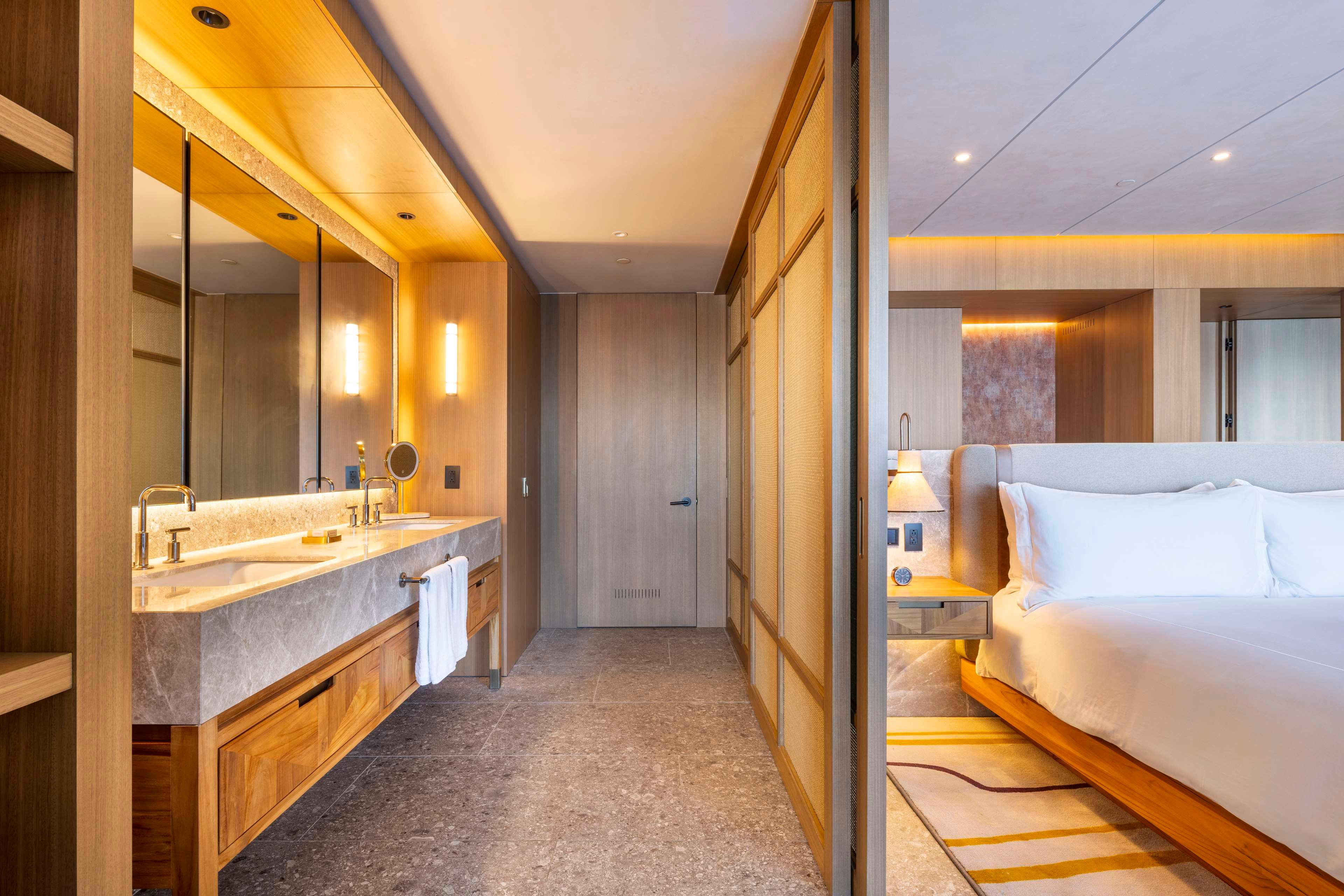 Suite King Bed One Bedroom 