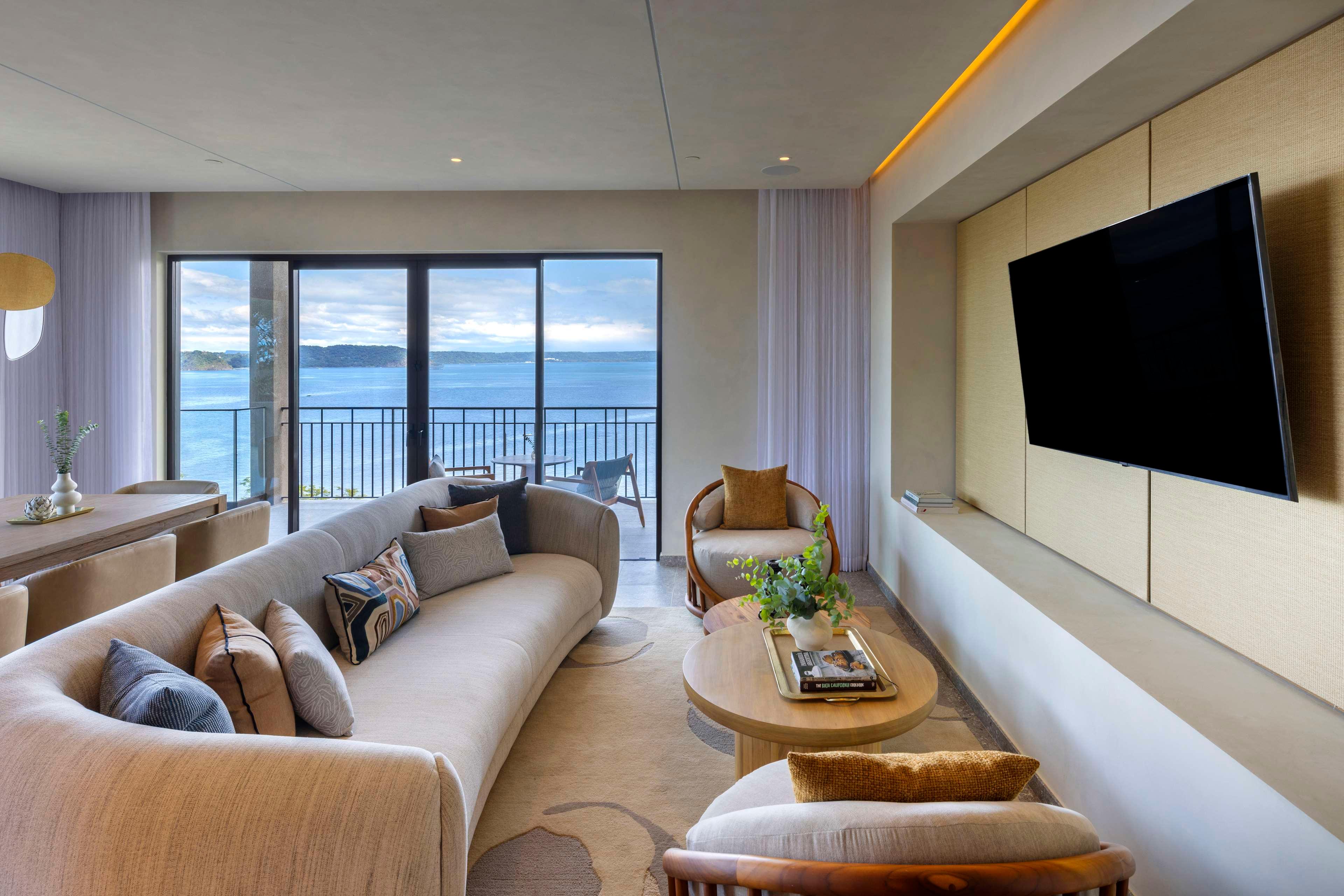 Suite King Bed One Bedroom 