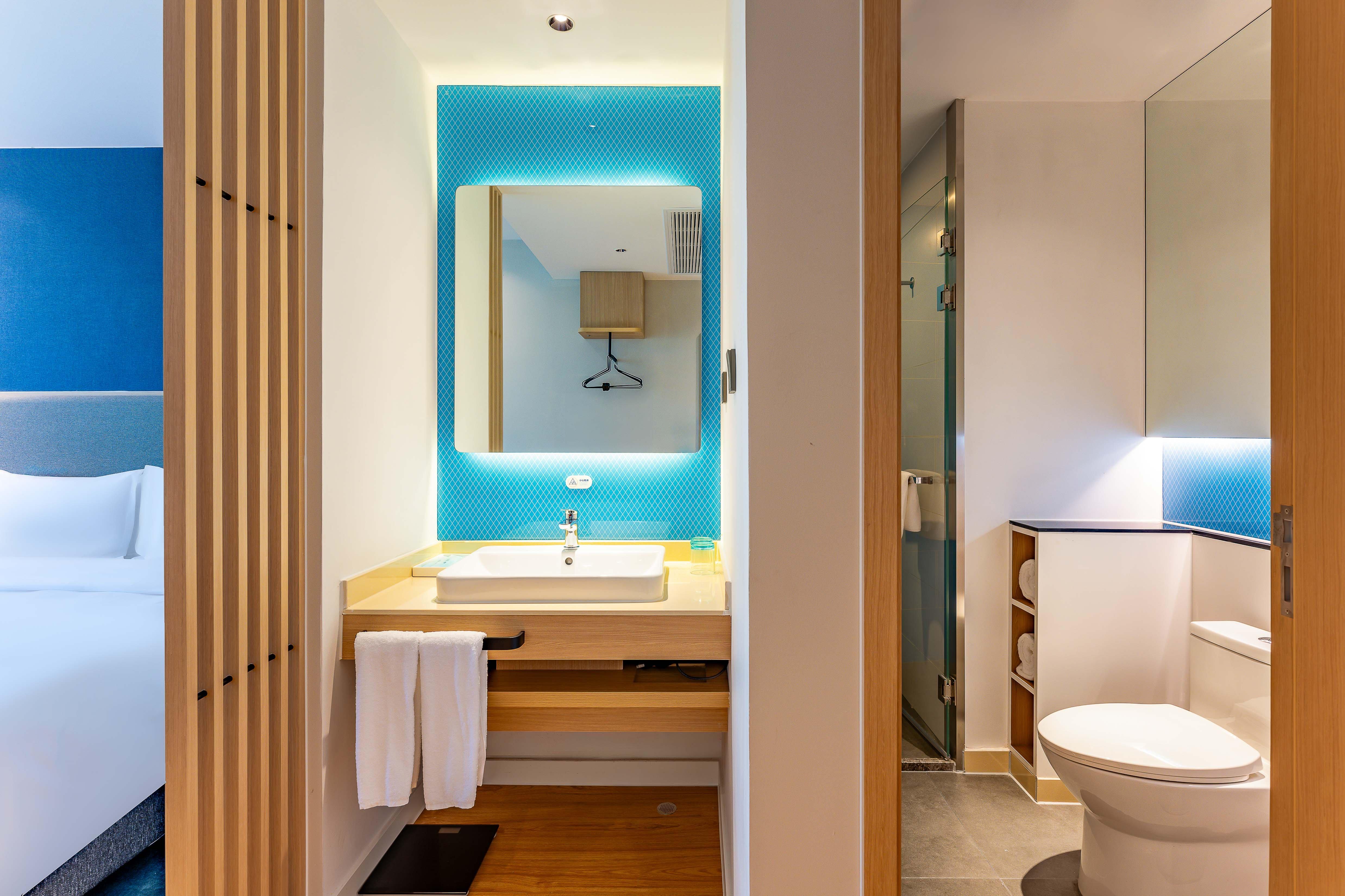 Double King Size Bed