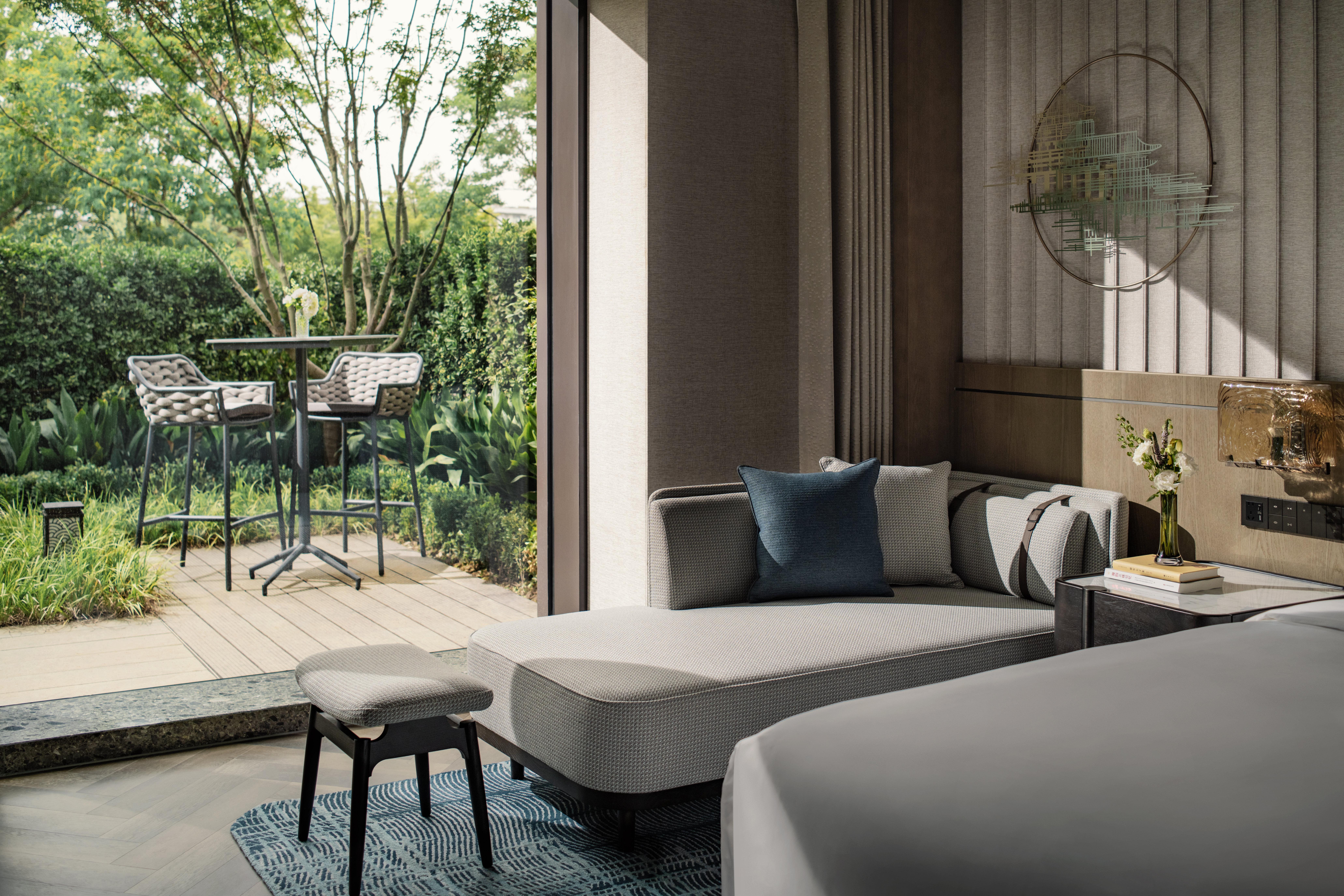 Room Classic with Views