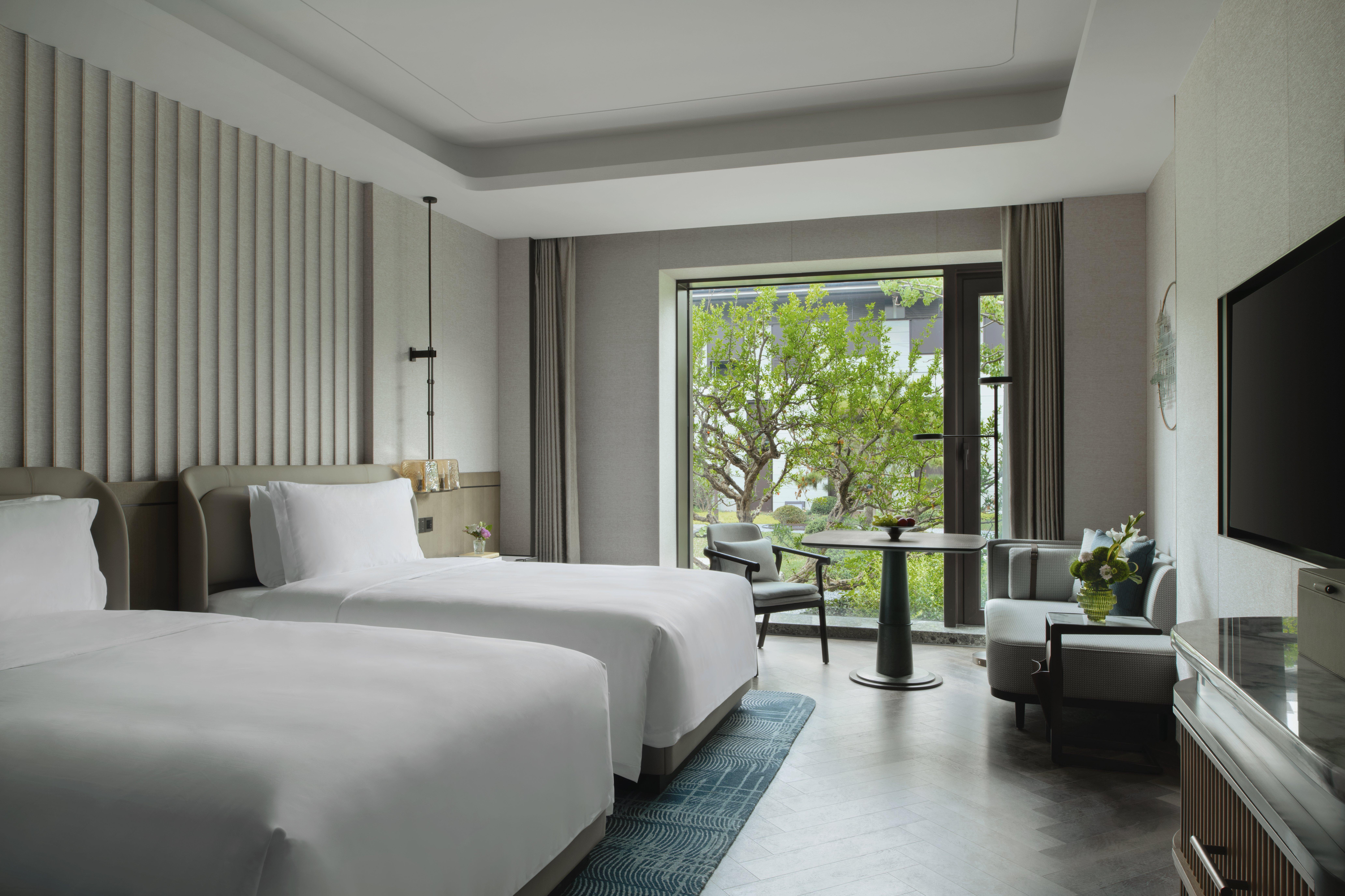 Room Classic with Views