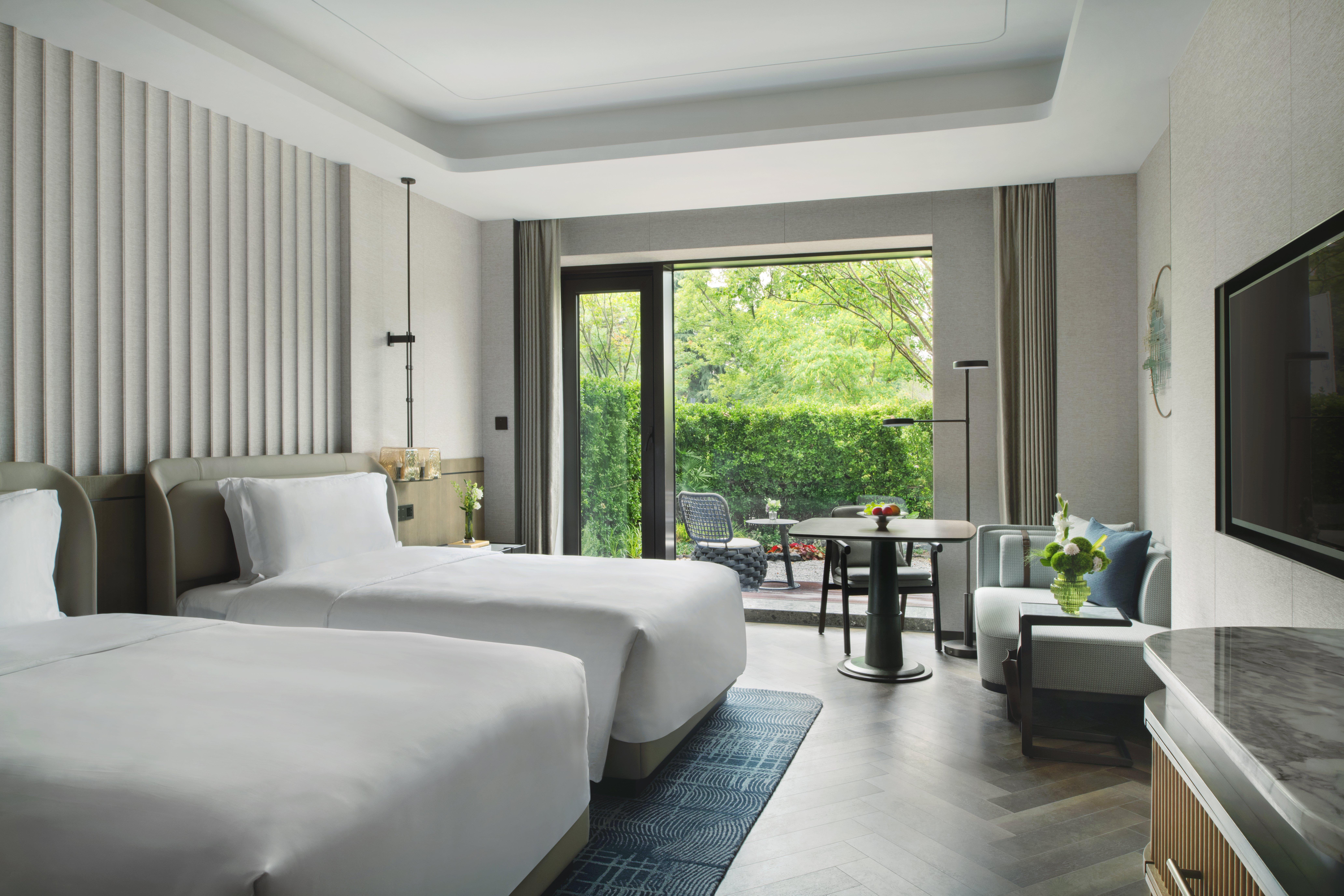 Room Classic with Views