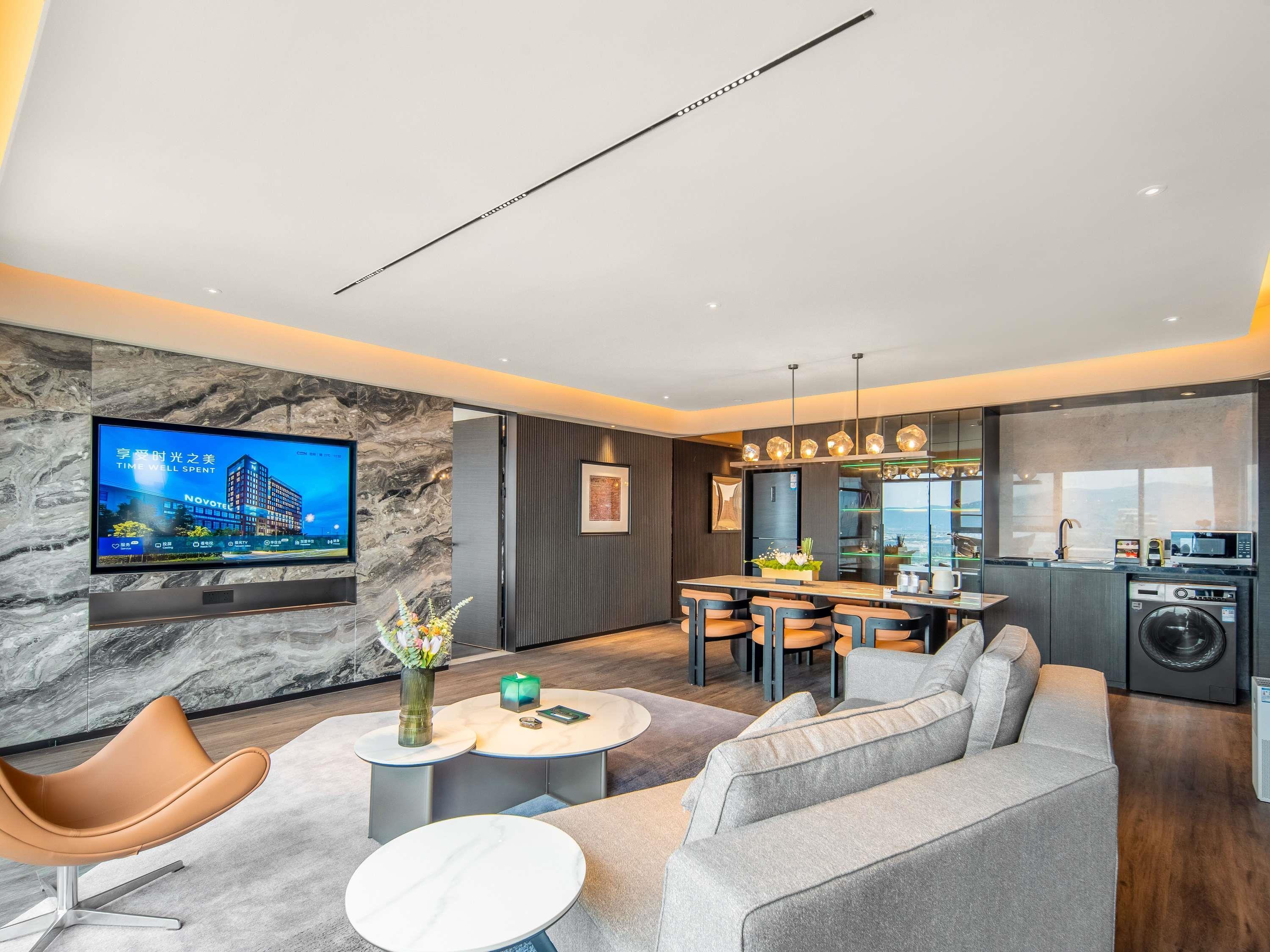 Suite Deluxe Two Beds