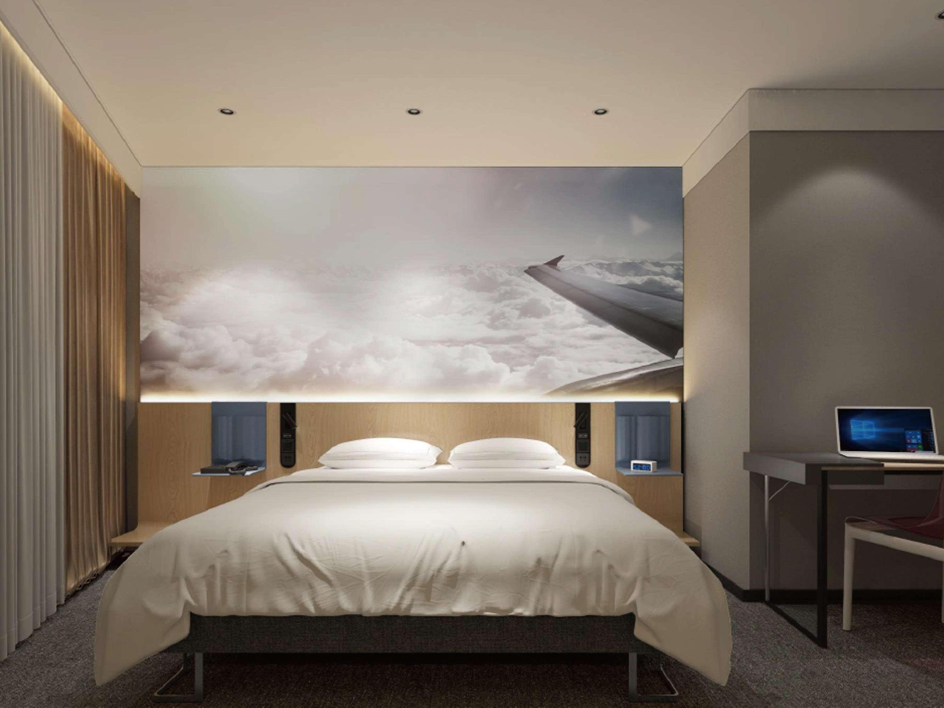 Double King Size Bed