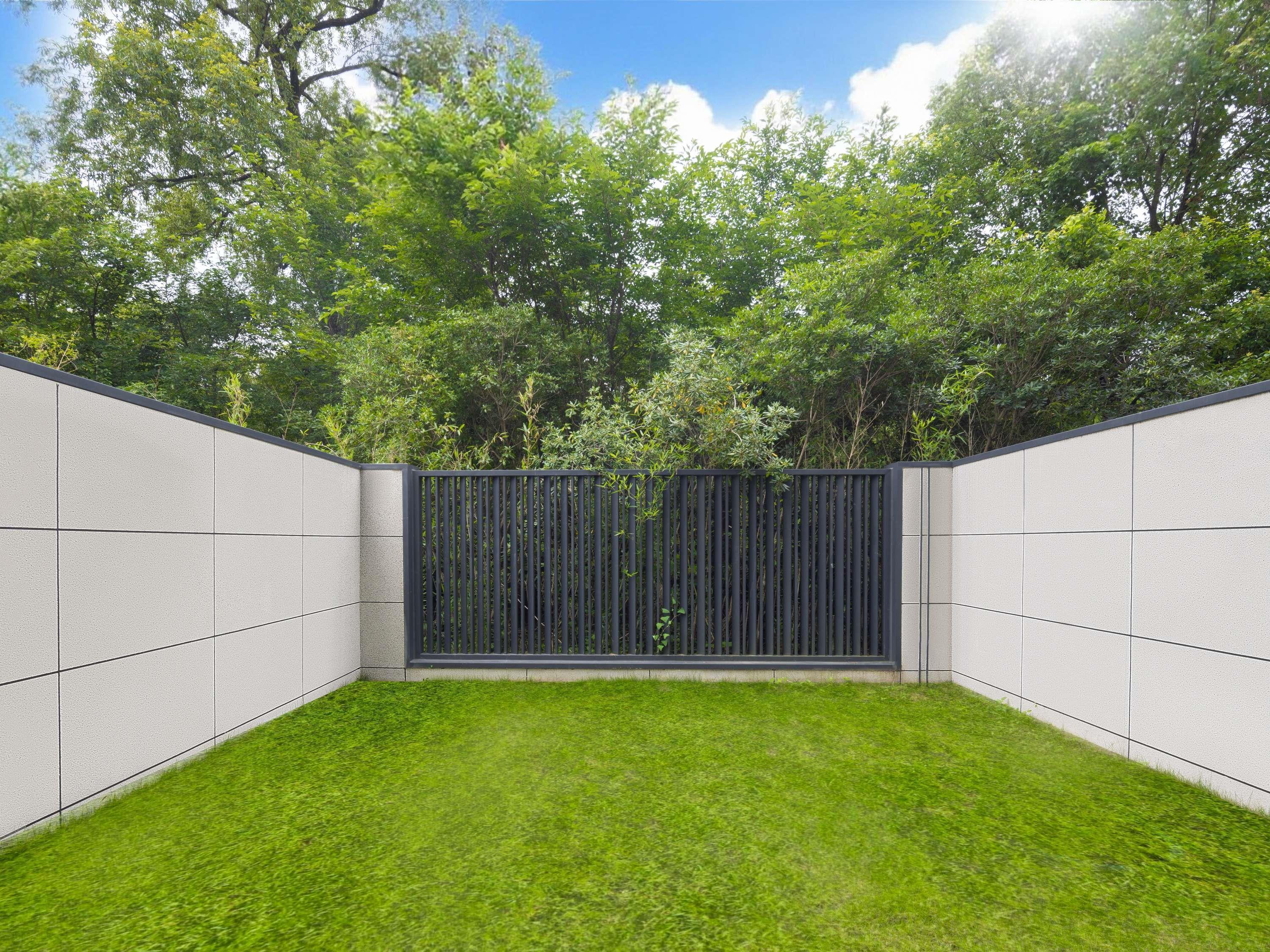 Suite Deluxe King Bed