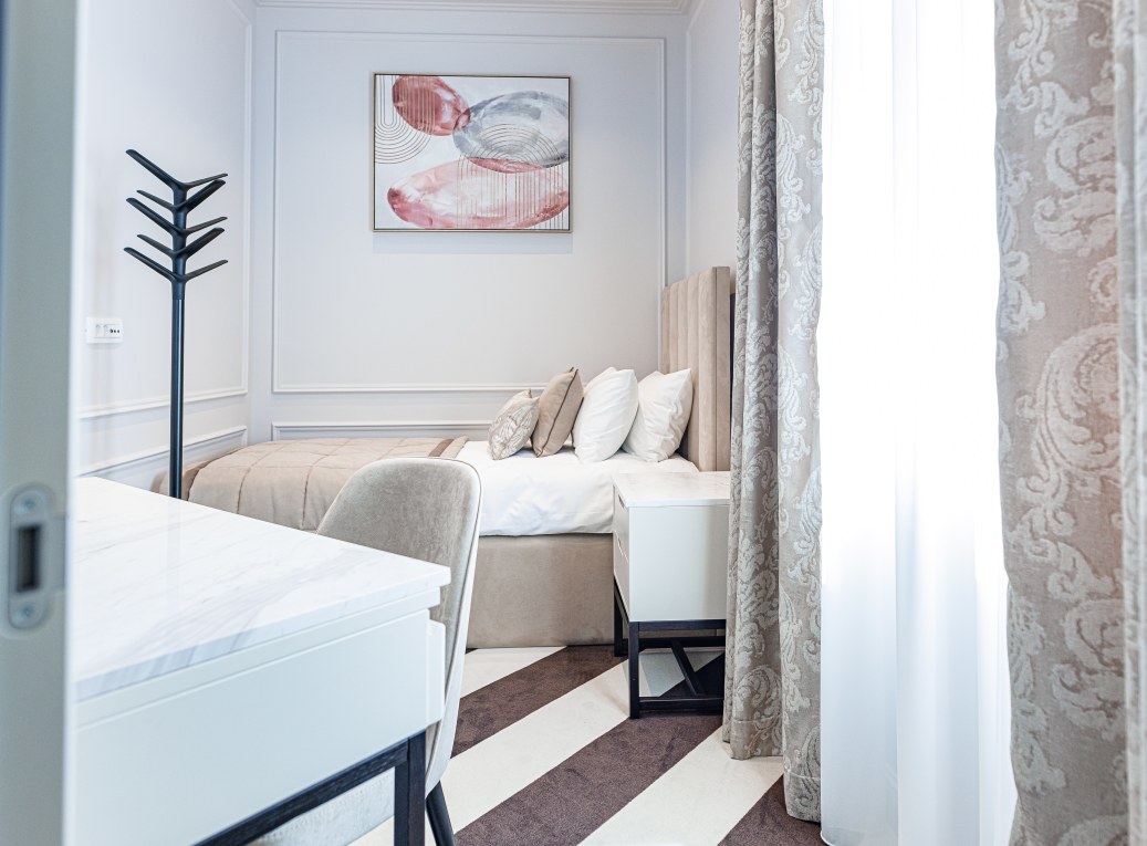 Suite Deluxe with Views