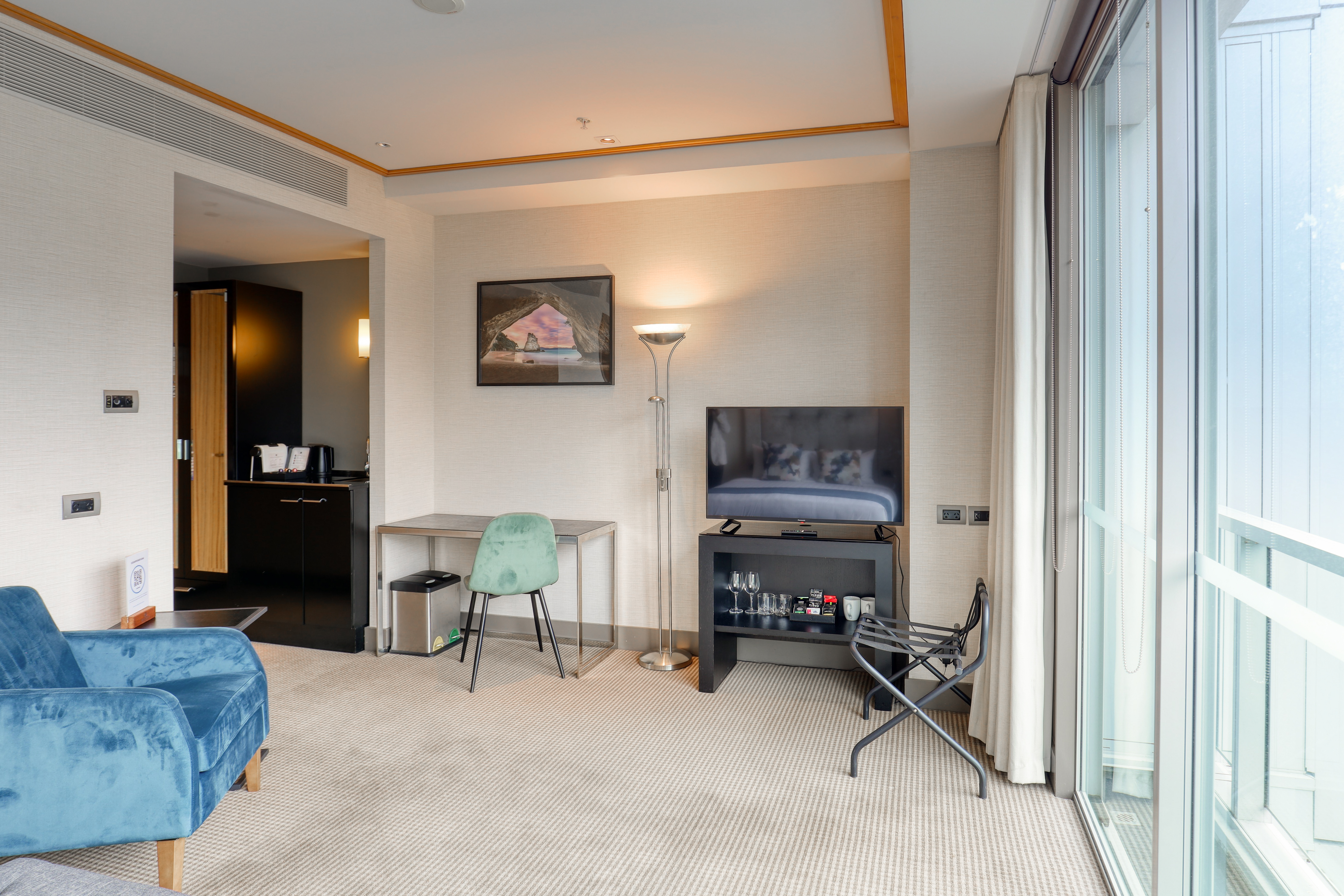 Double Deluxe King Bed