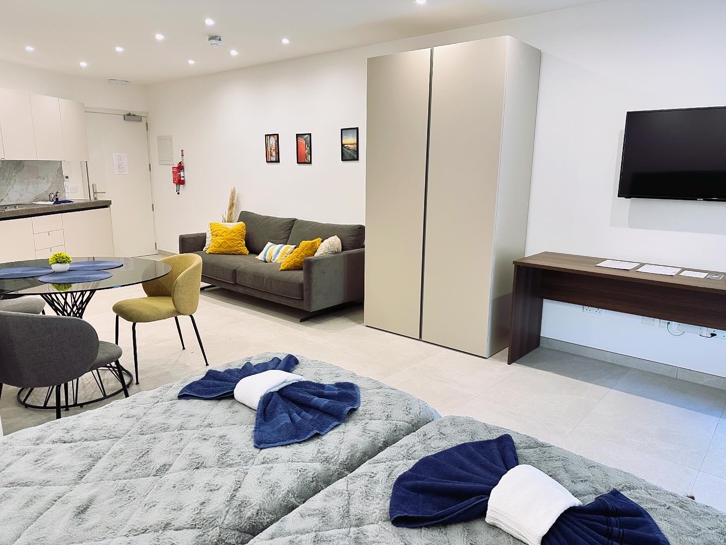 Apartment with Balcony