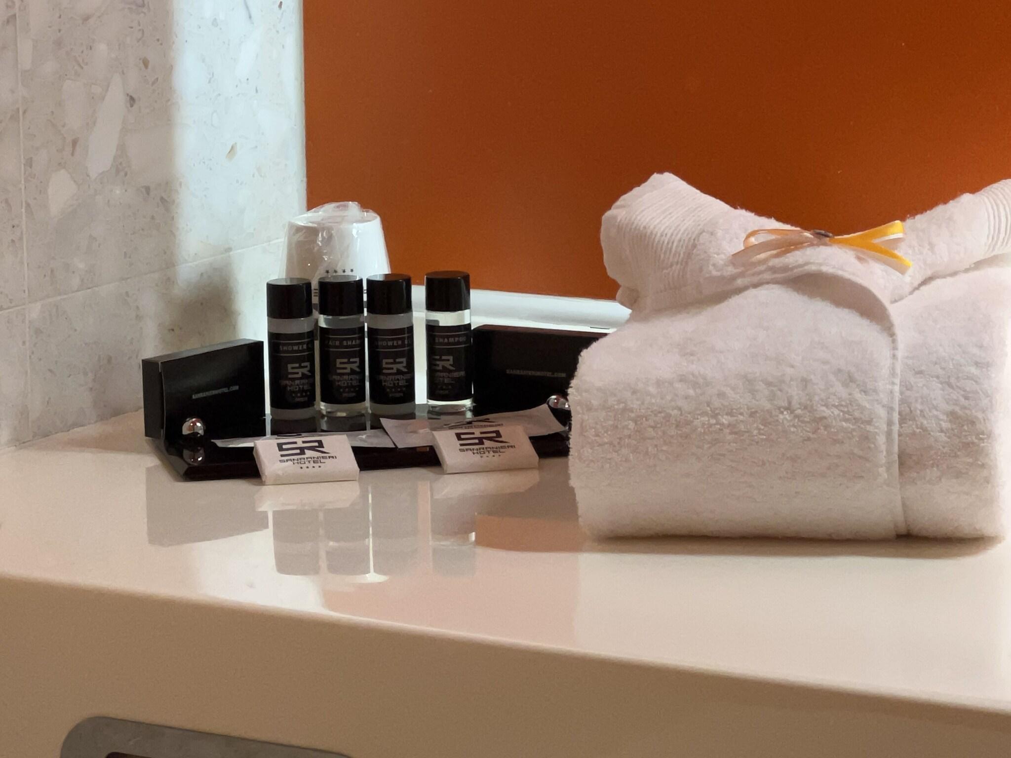 Double Superior Queen Bed