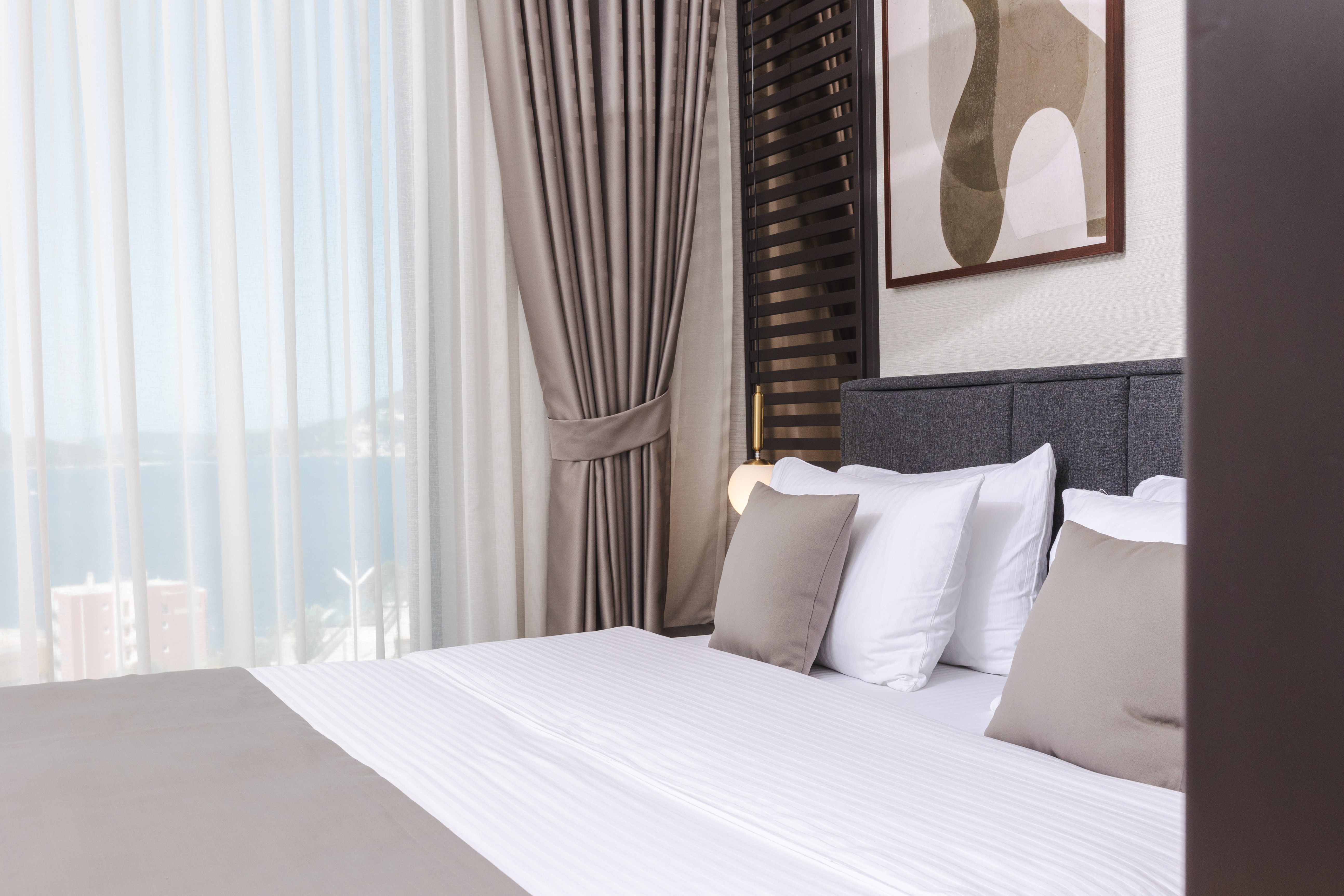 Double or Twin Standard