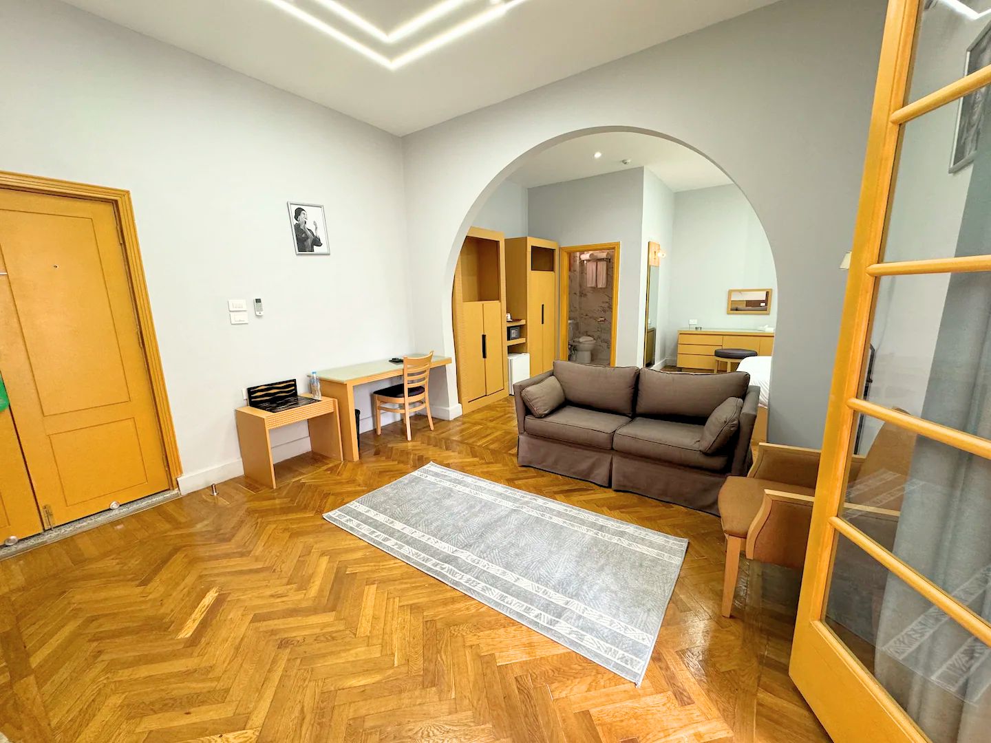 Suite King Bed One Bedroom 