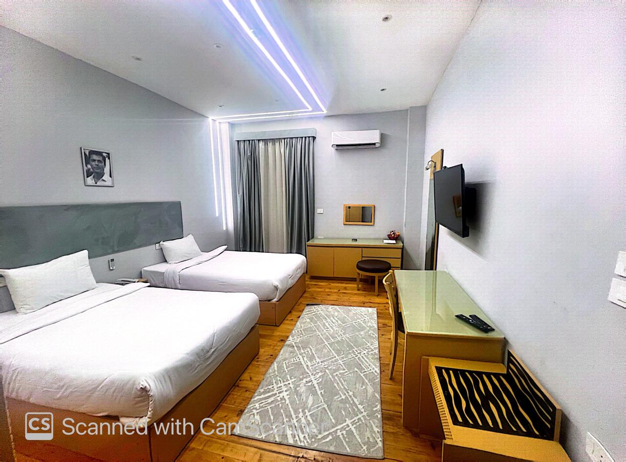 Double or Twin Deluxe Two Beds