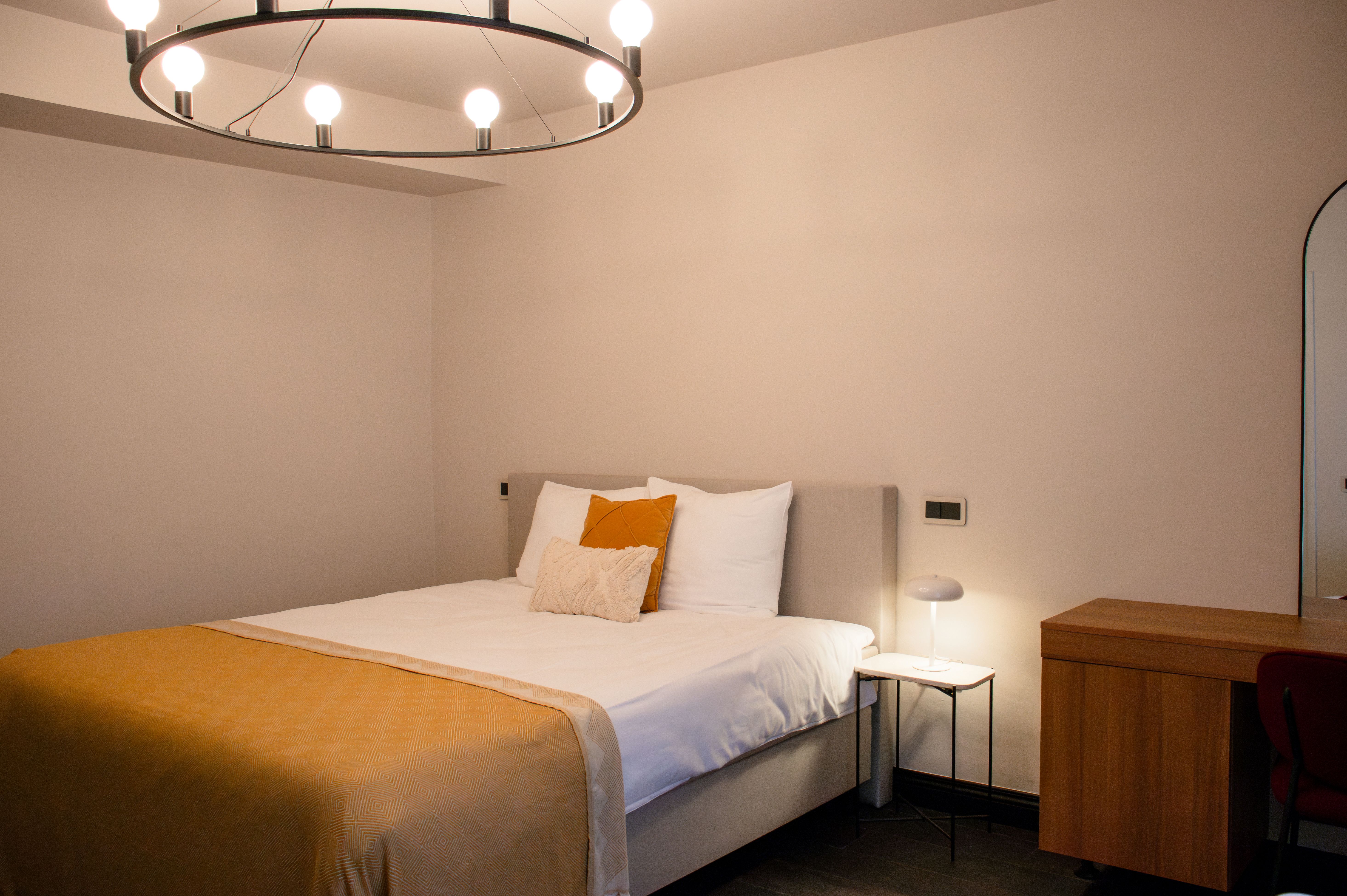 Junior Suite Queen Size Bed