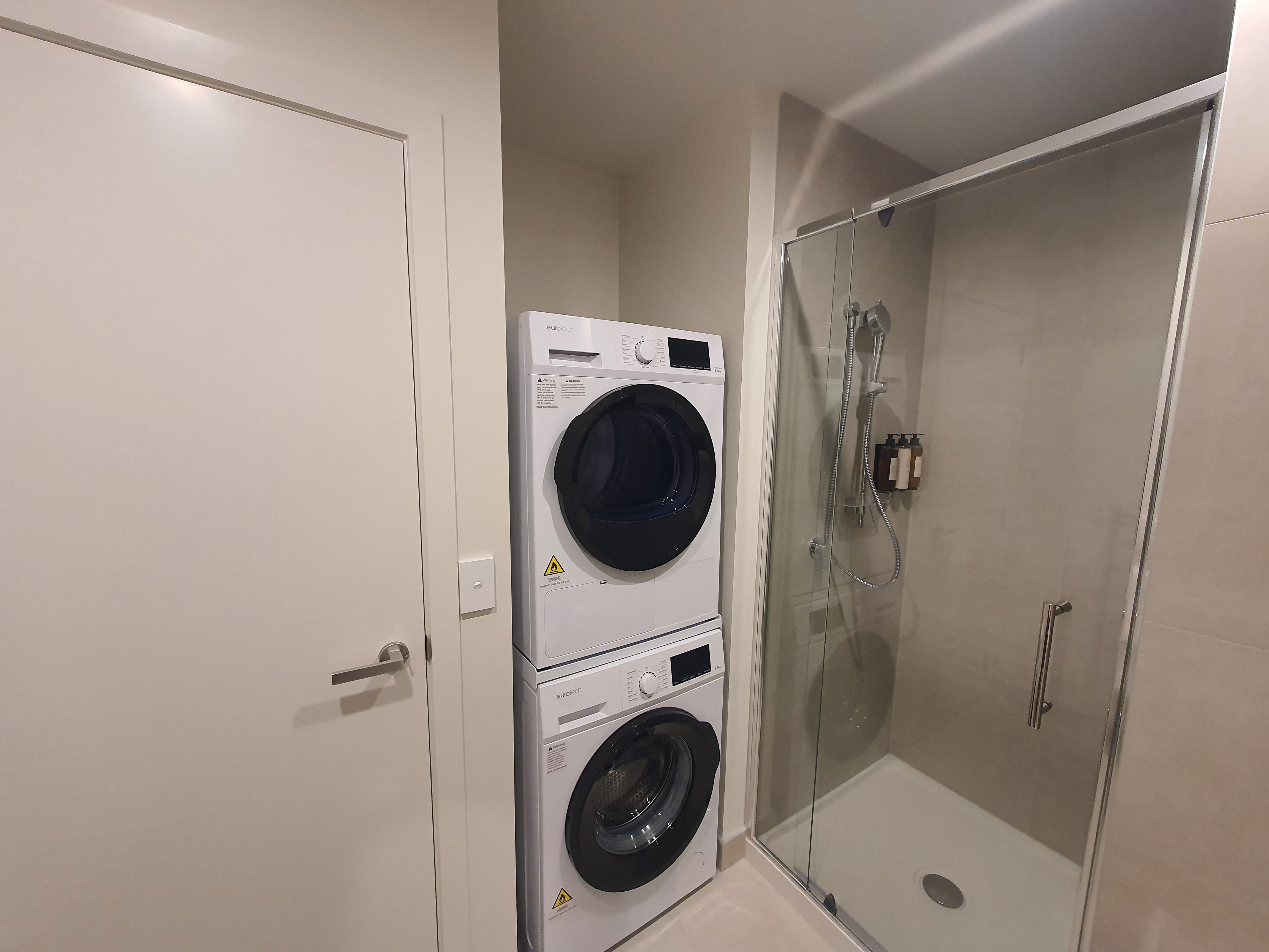 Apartment King Size Bed