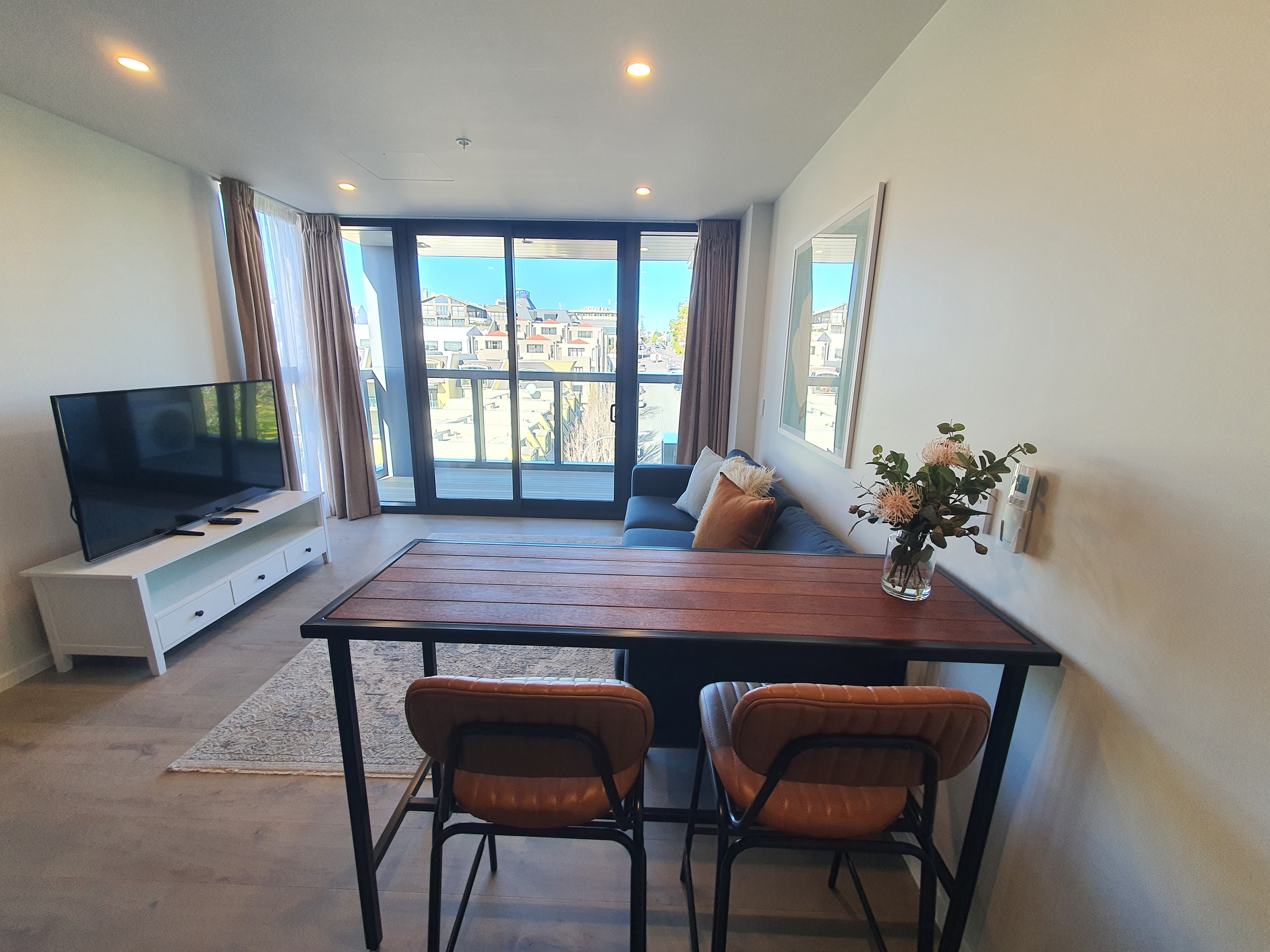 Apartment King Size Bed