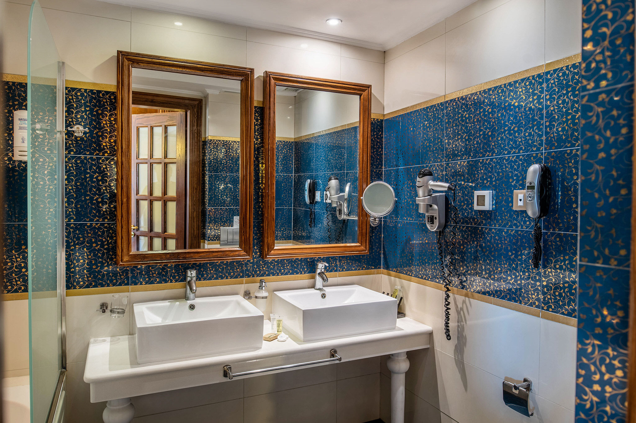 Junior Suite Pool View