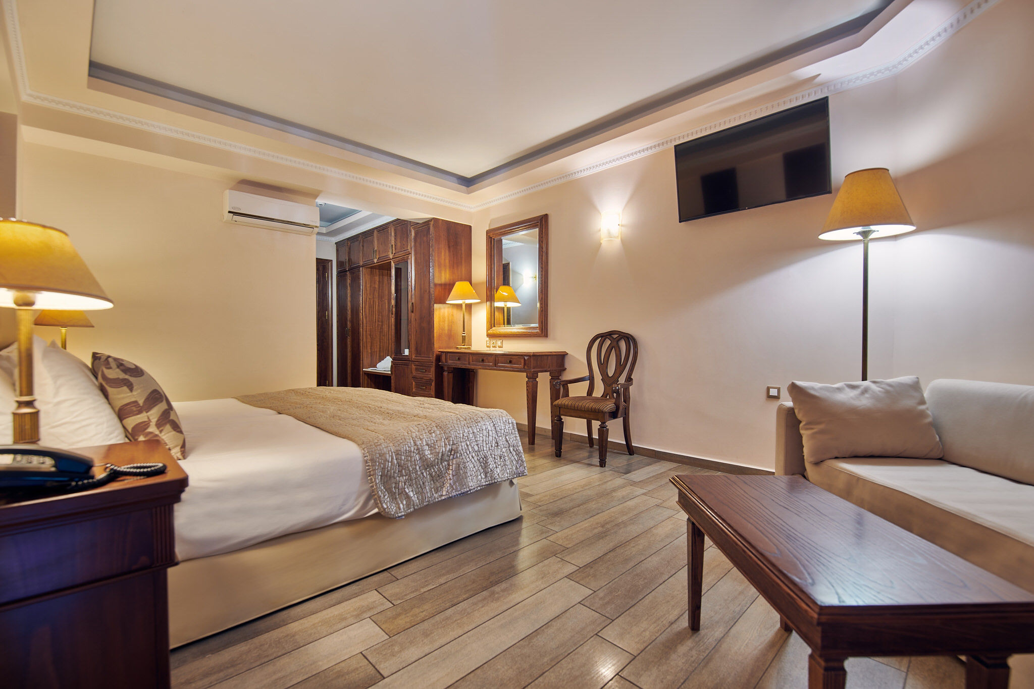 Junior Suite Pool View