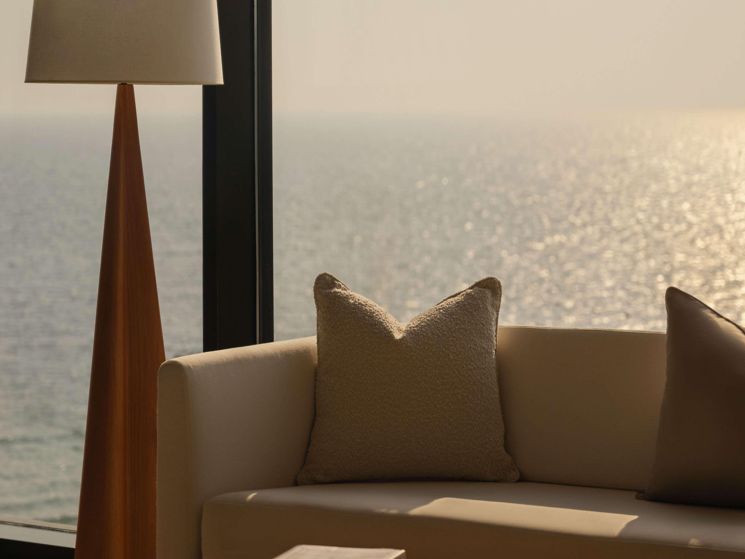 Suite Sea View King Bed