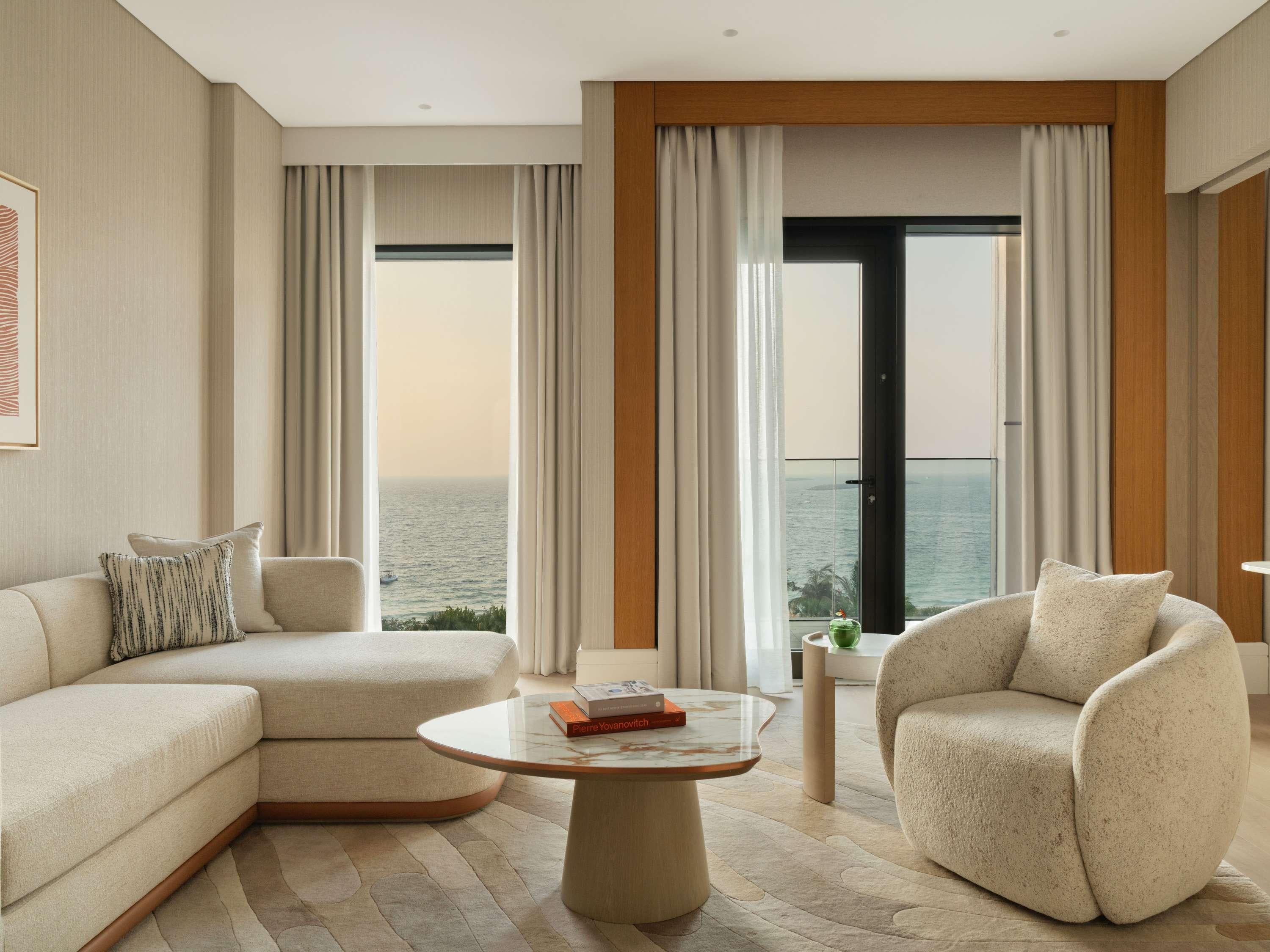 Suite Sea View King Bed