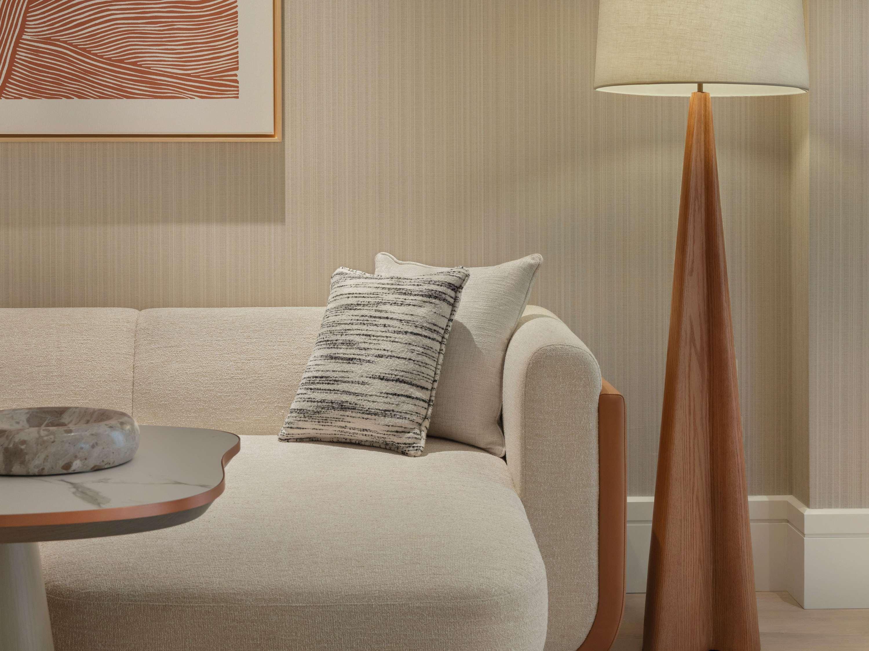 Suite Sea View King Bed