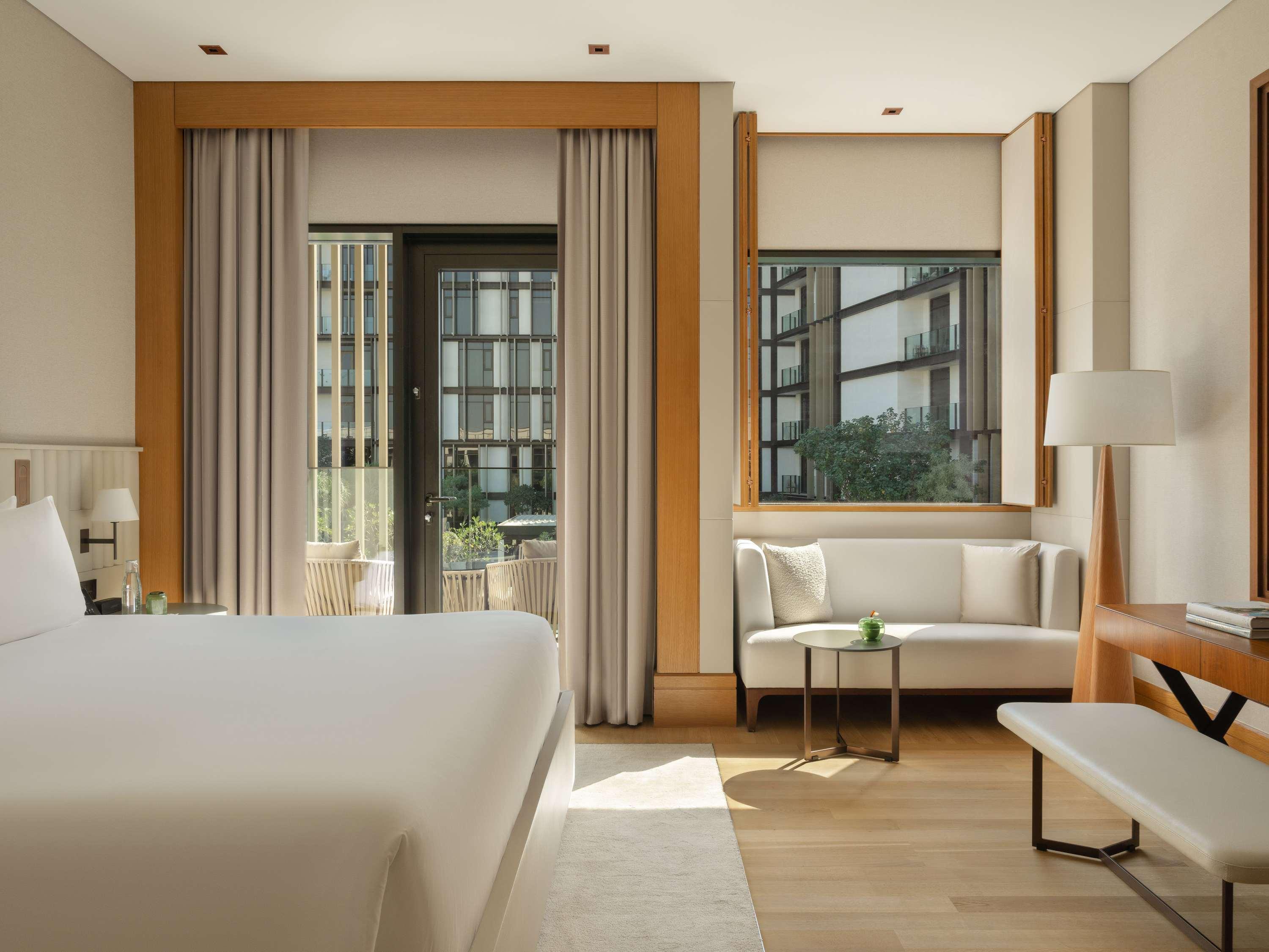 Twin Guest Room Resort View