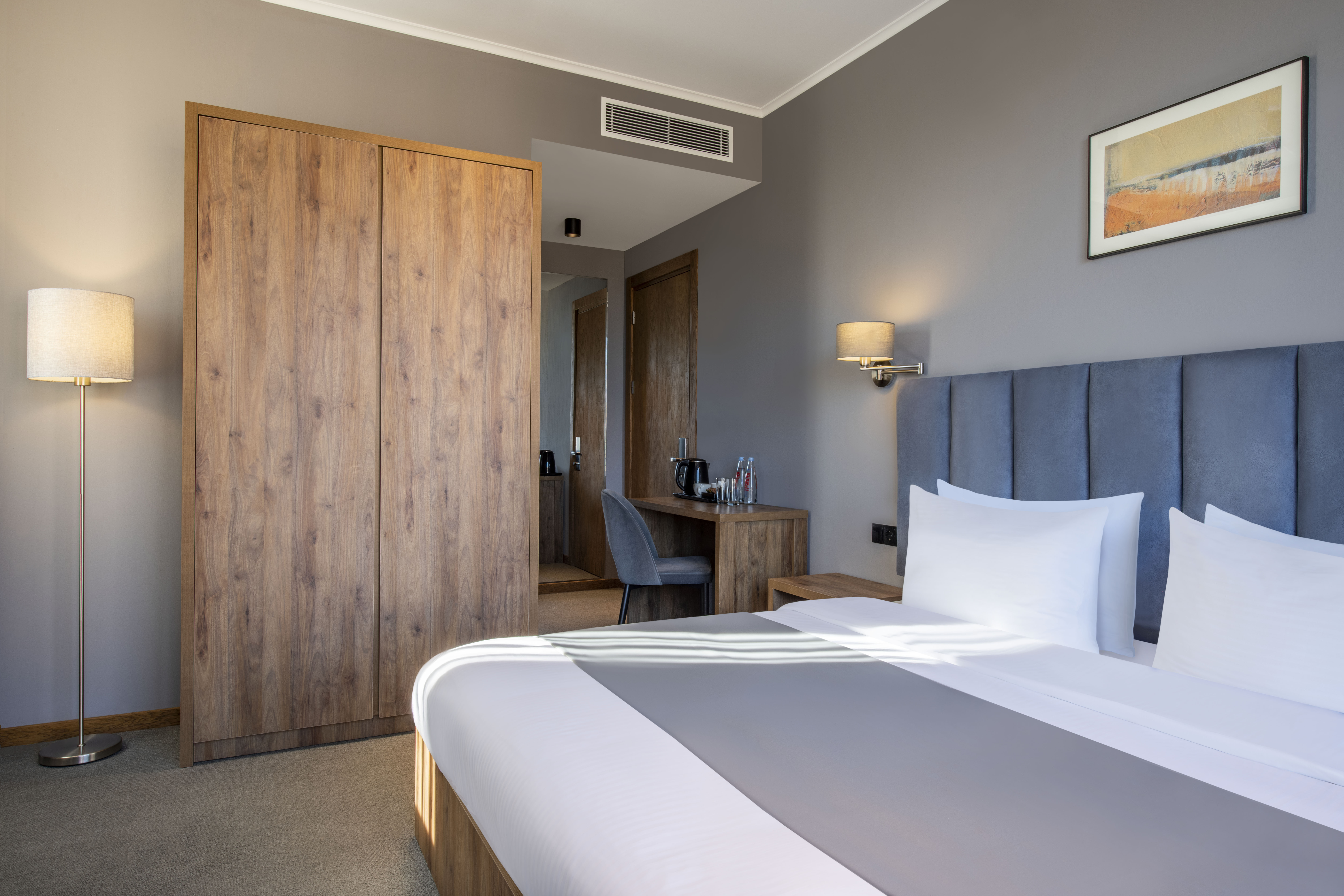 Double Superior King Bed