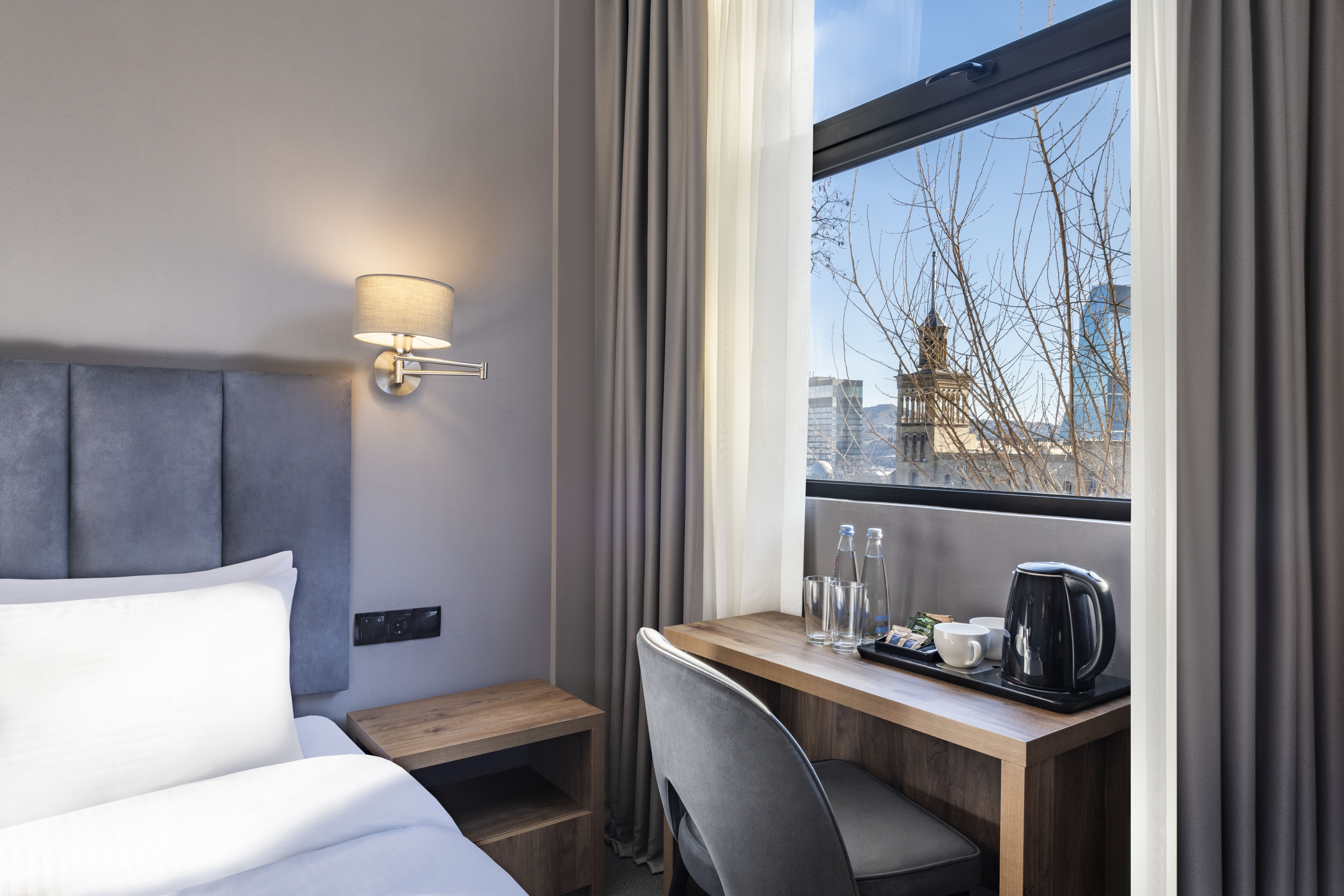 Twin Deluxe Two Beds