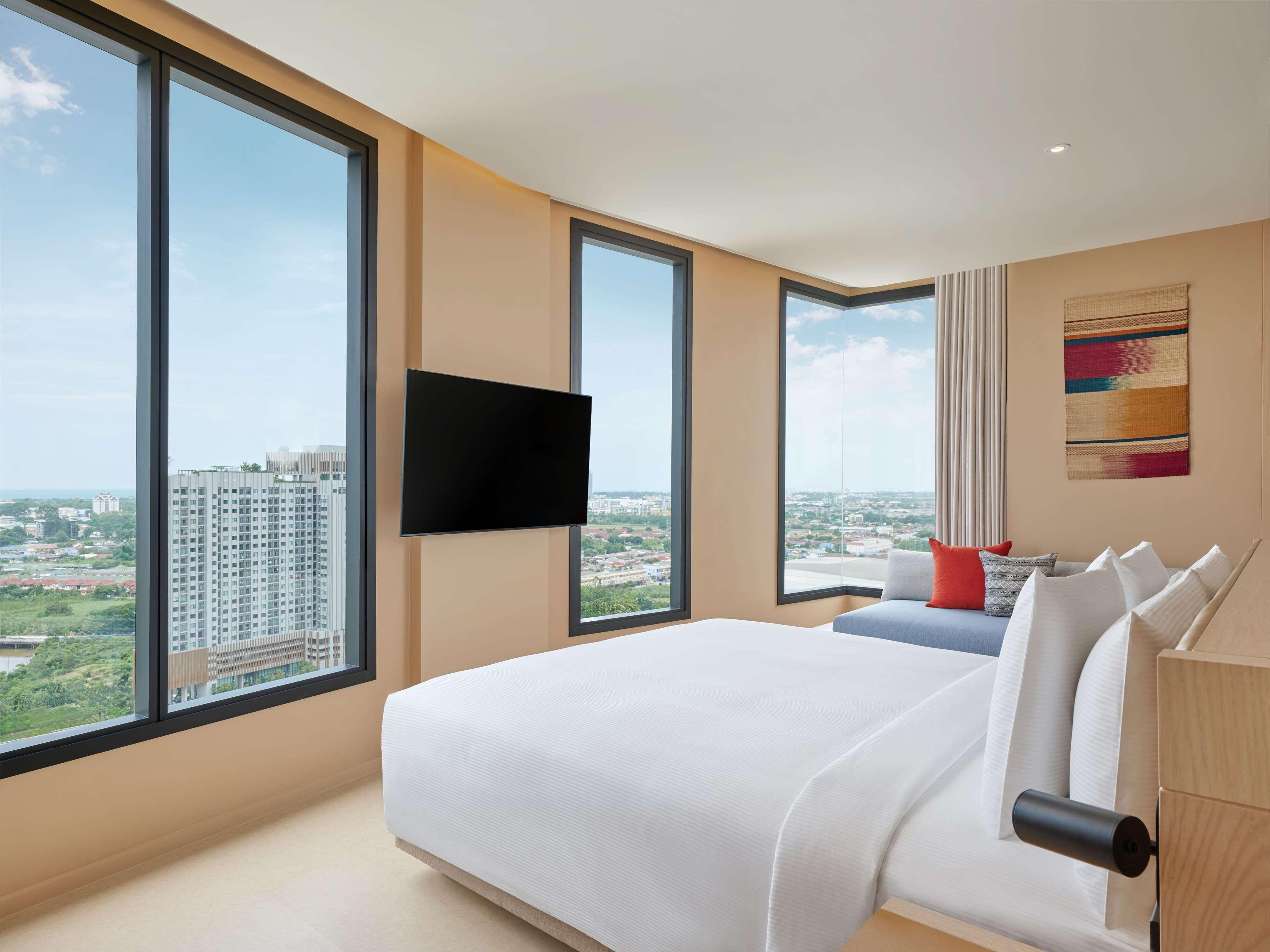 Double King Size Bed