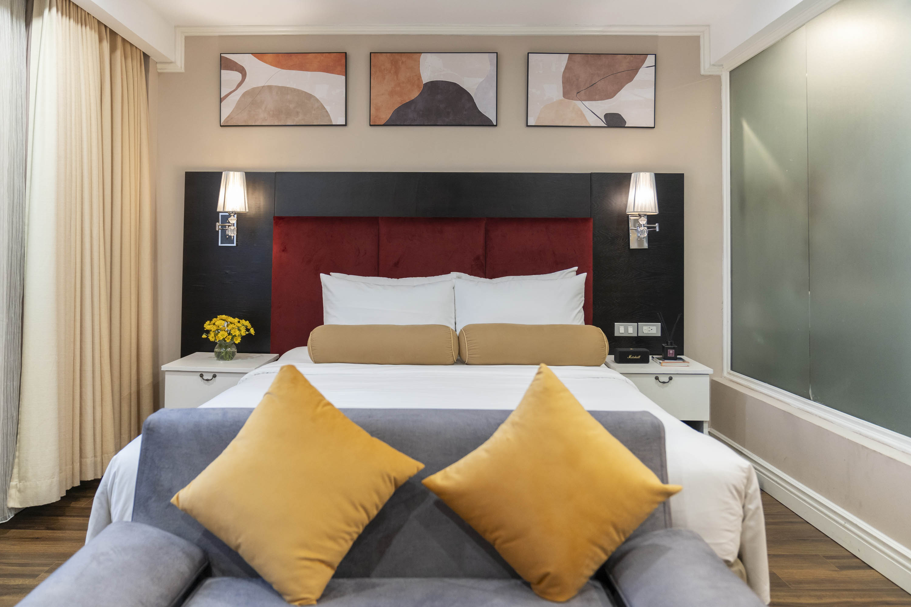 Junior Suite with Views