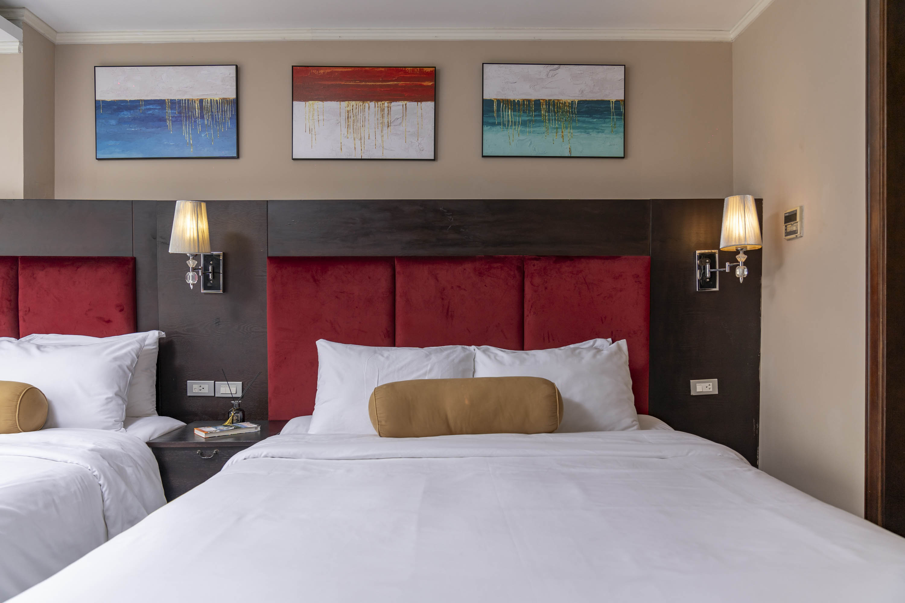 Quadruple City View Two Queen Beds