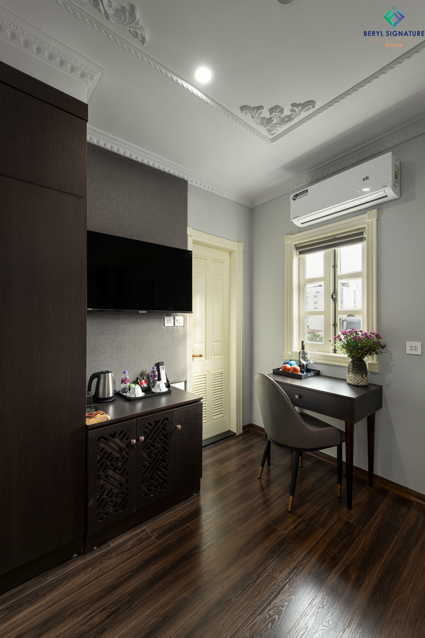 Double Deluxe Queen Bed