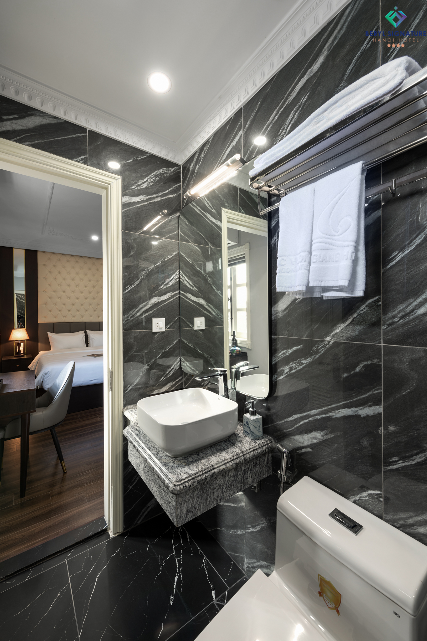 Double Deluxe Queen Bed