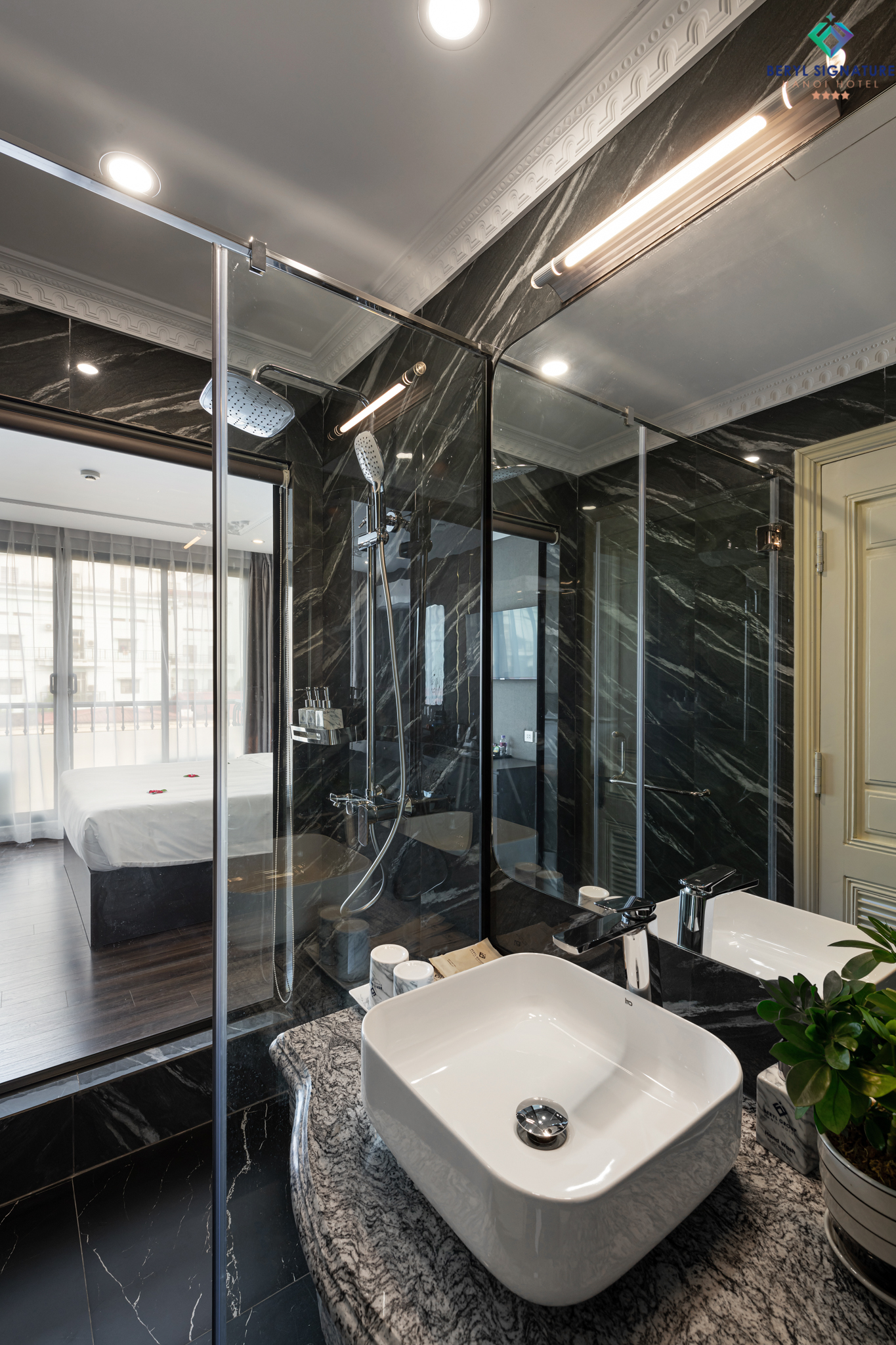 Junior Suite with Balcony