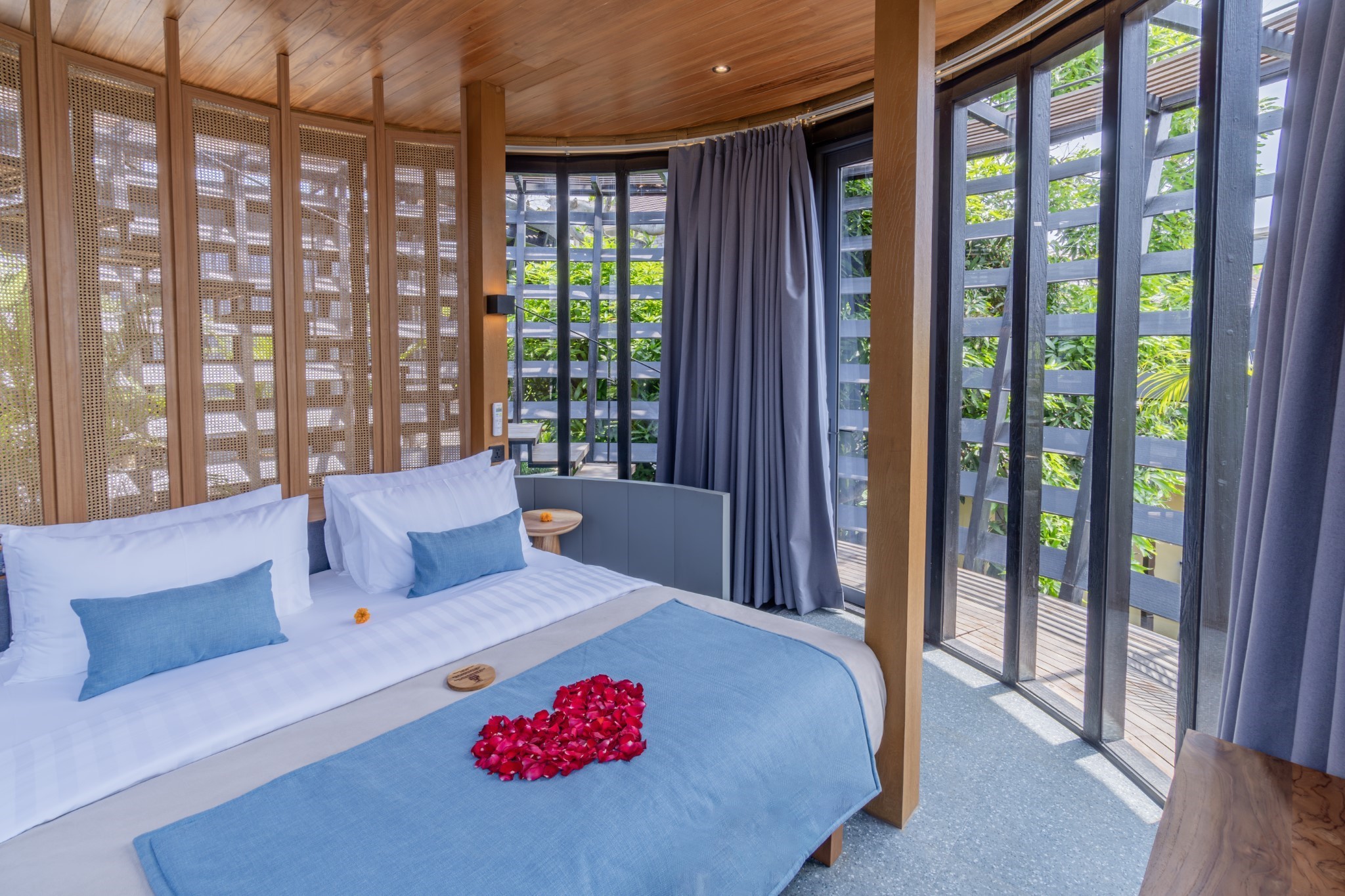 Room Grand with Views