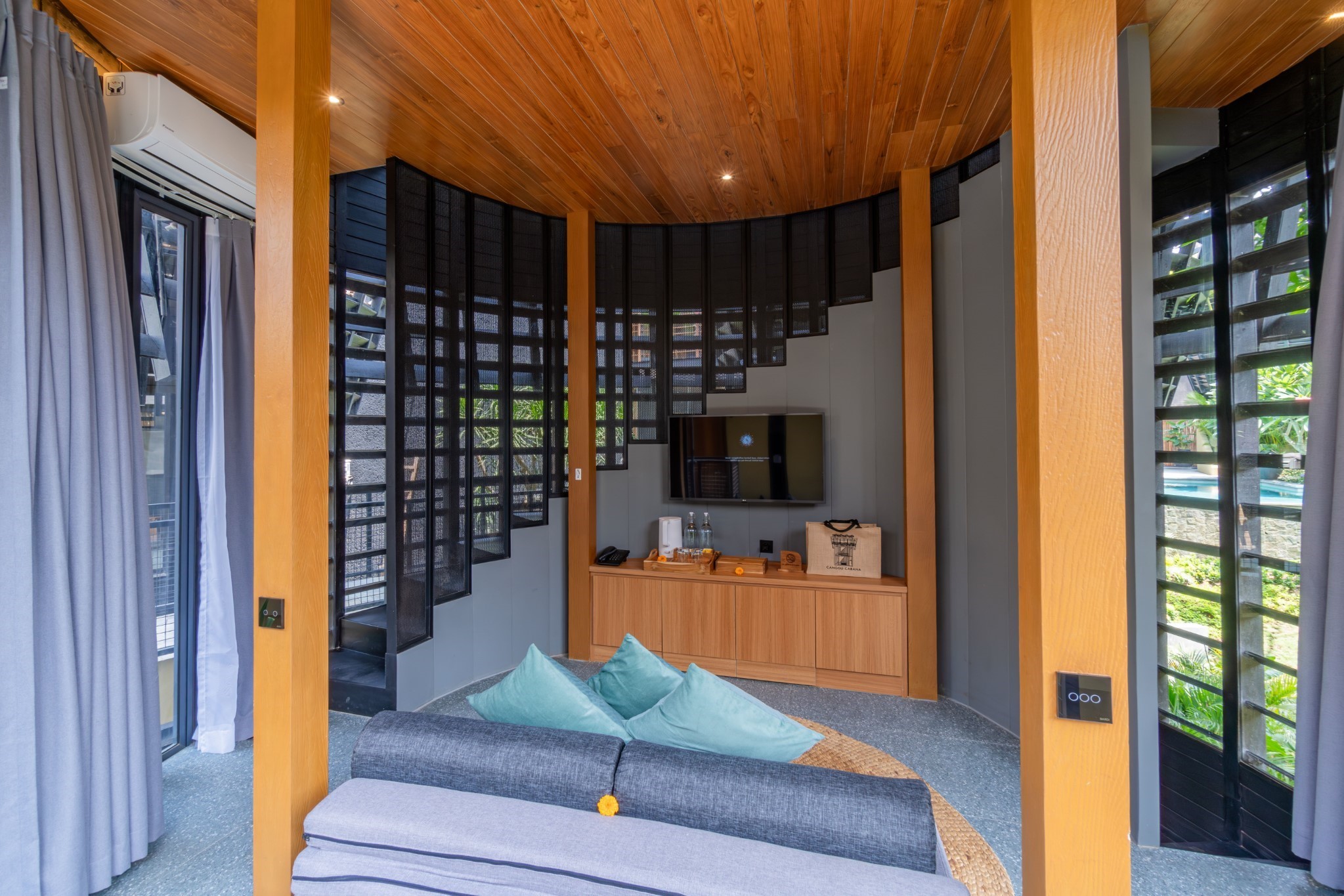 Room Grand with Views