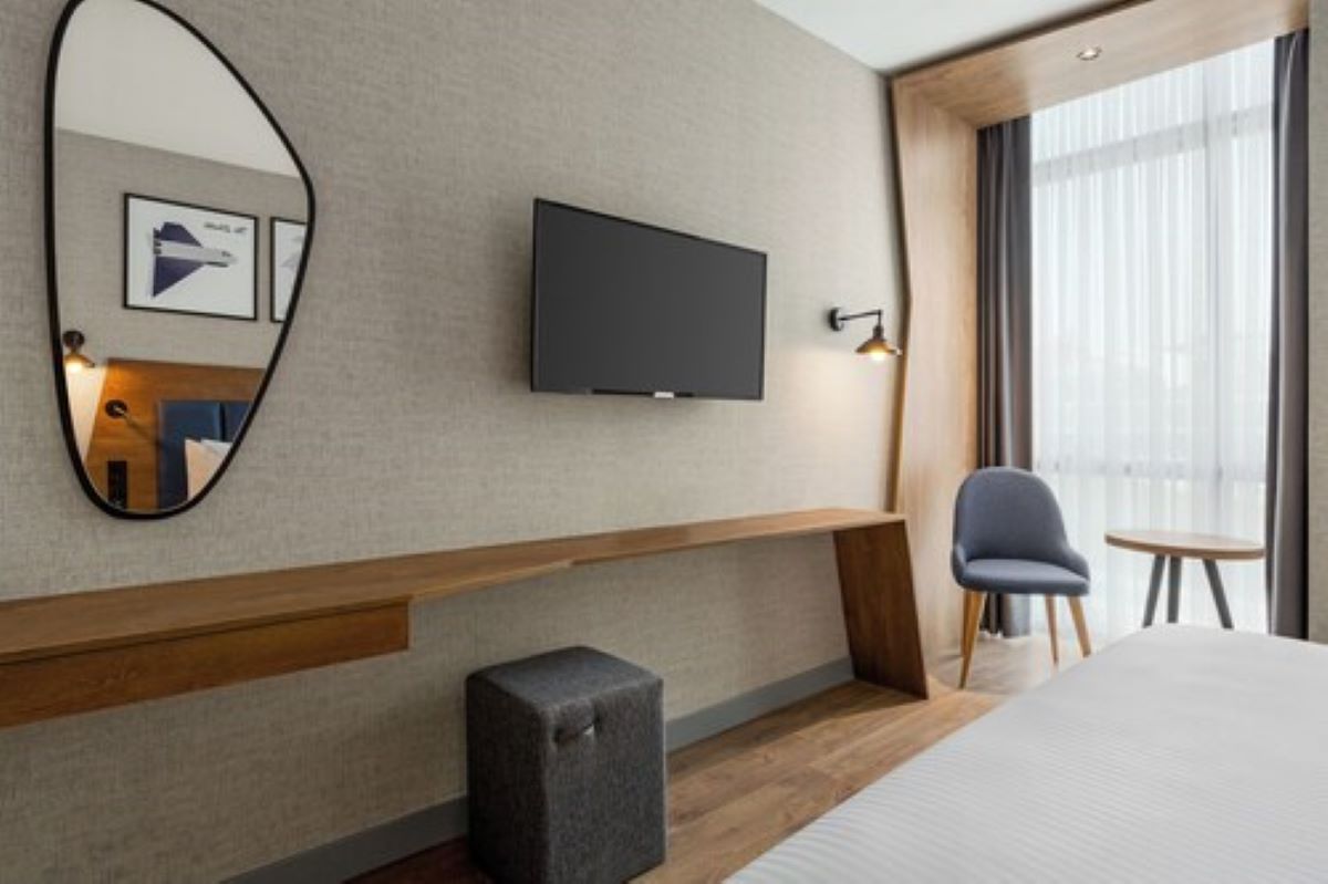 Double King Size Bed