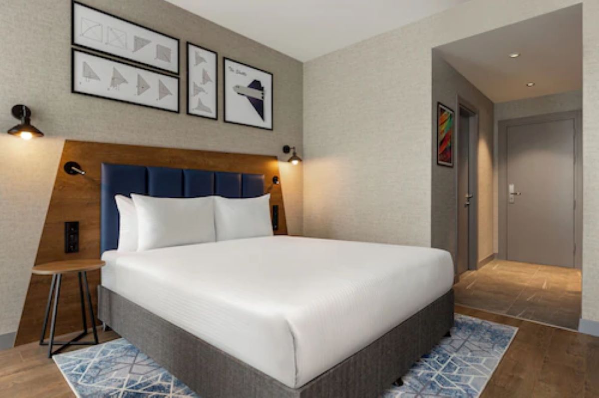 Double King Size Bed