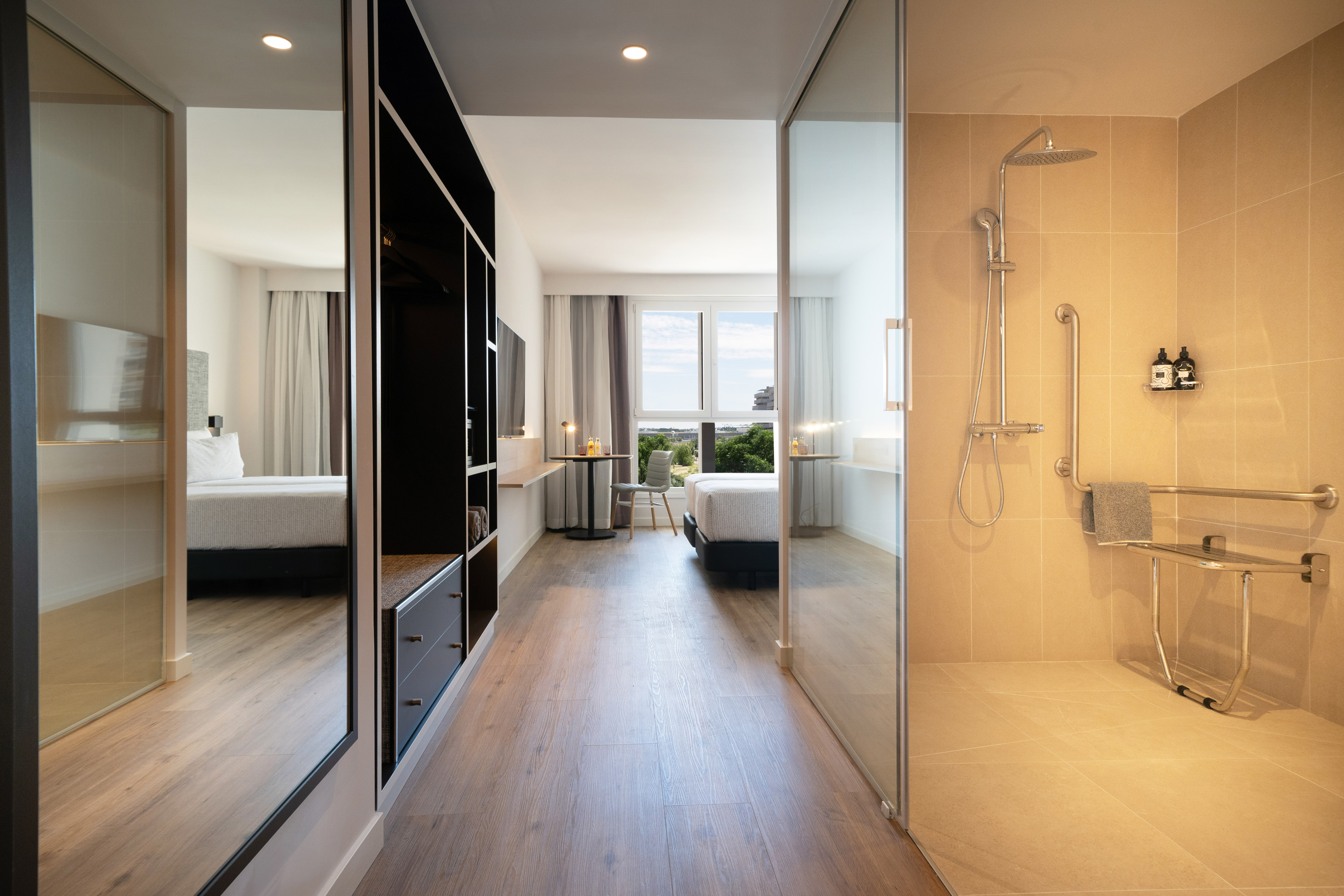 Double or Twin Accessible