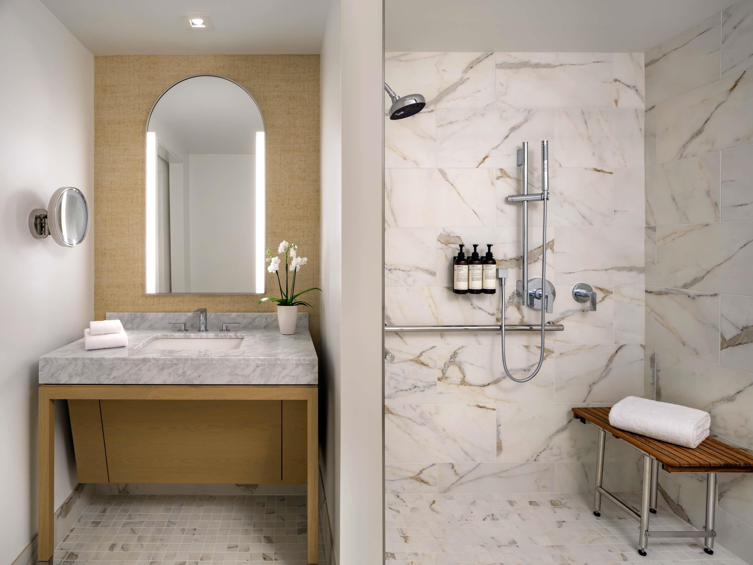 Double Accessible with Views