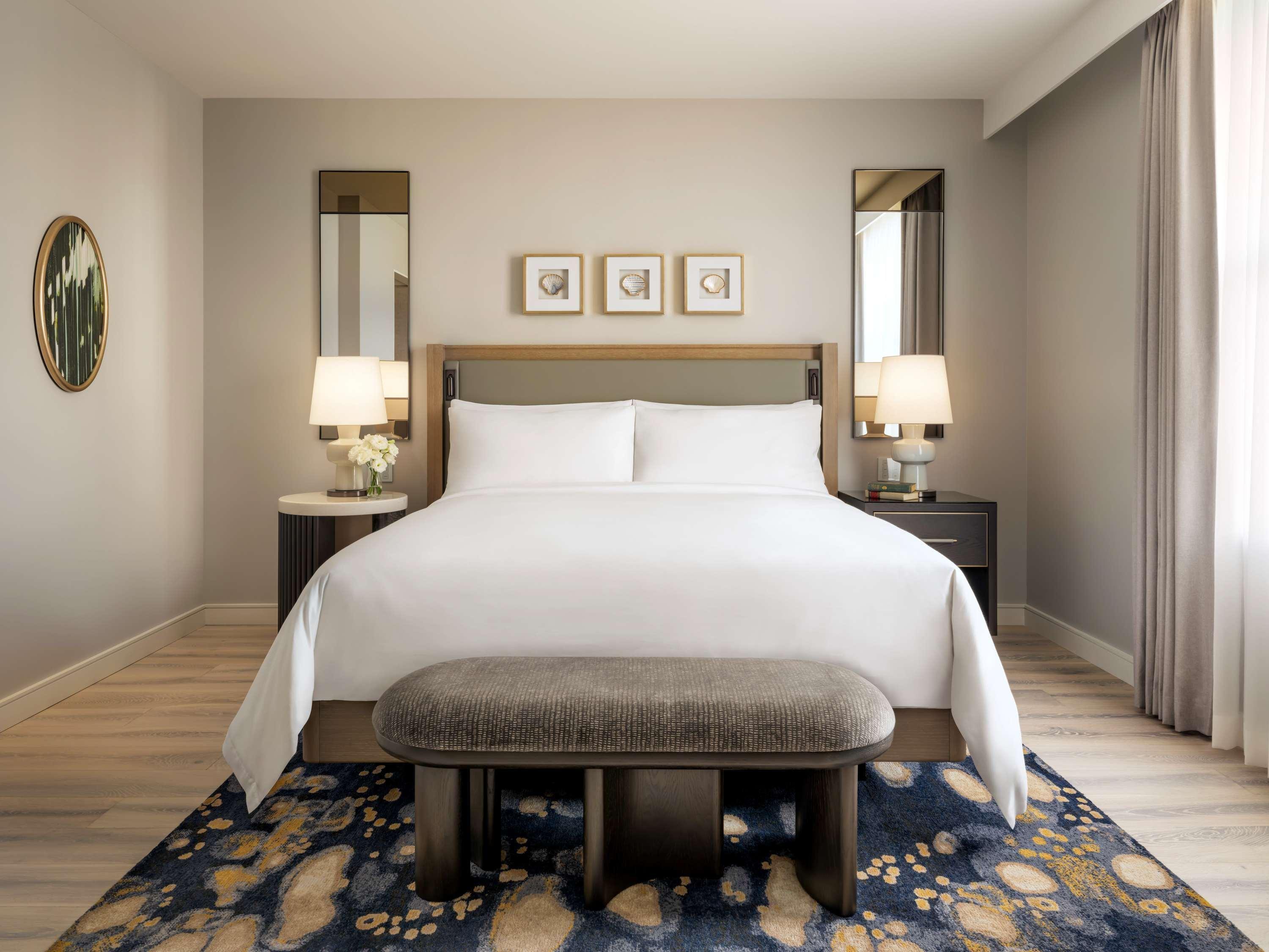 Double City View King Bed