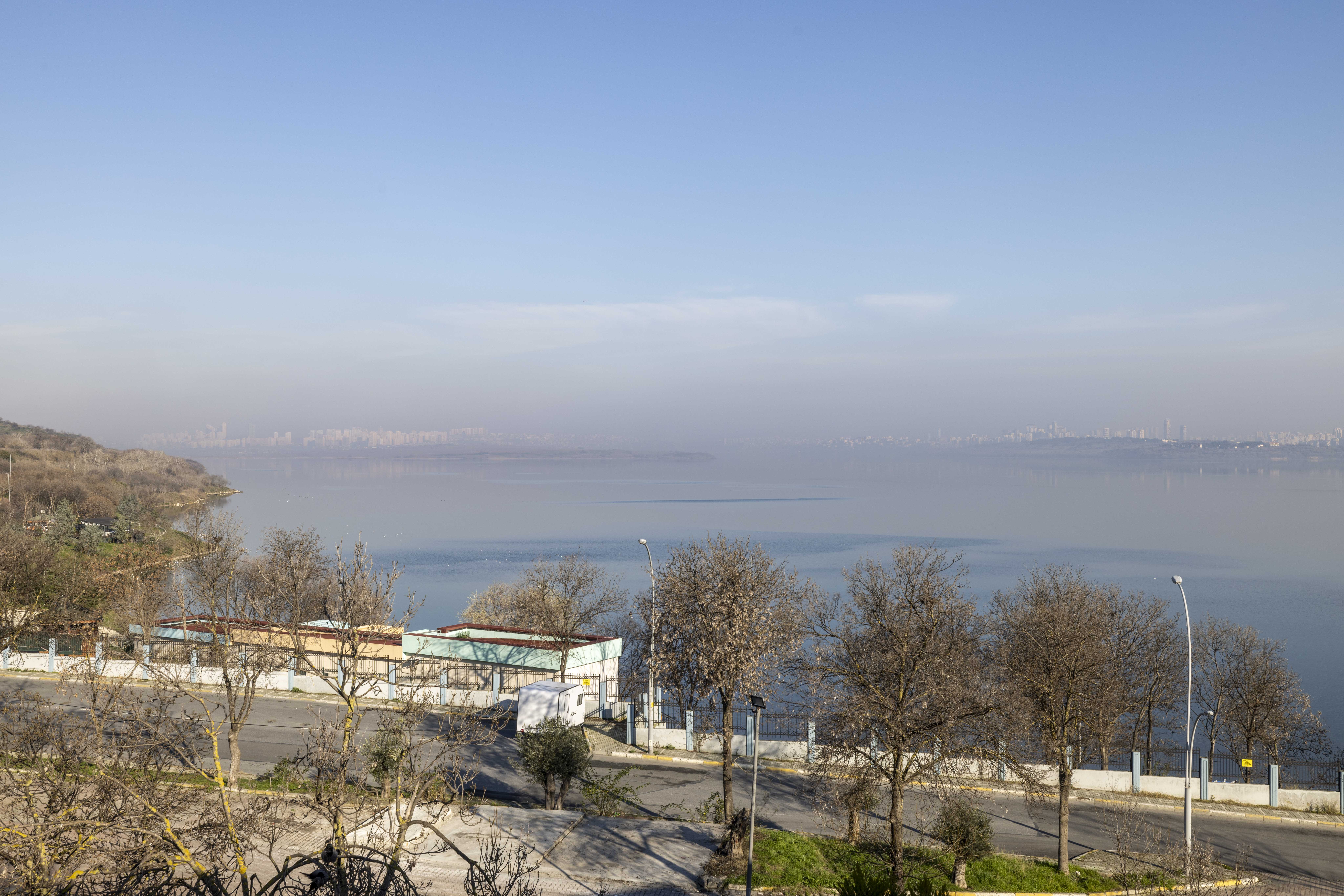Family Room Lake View