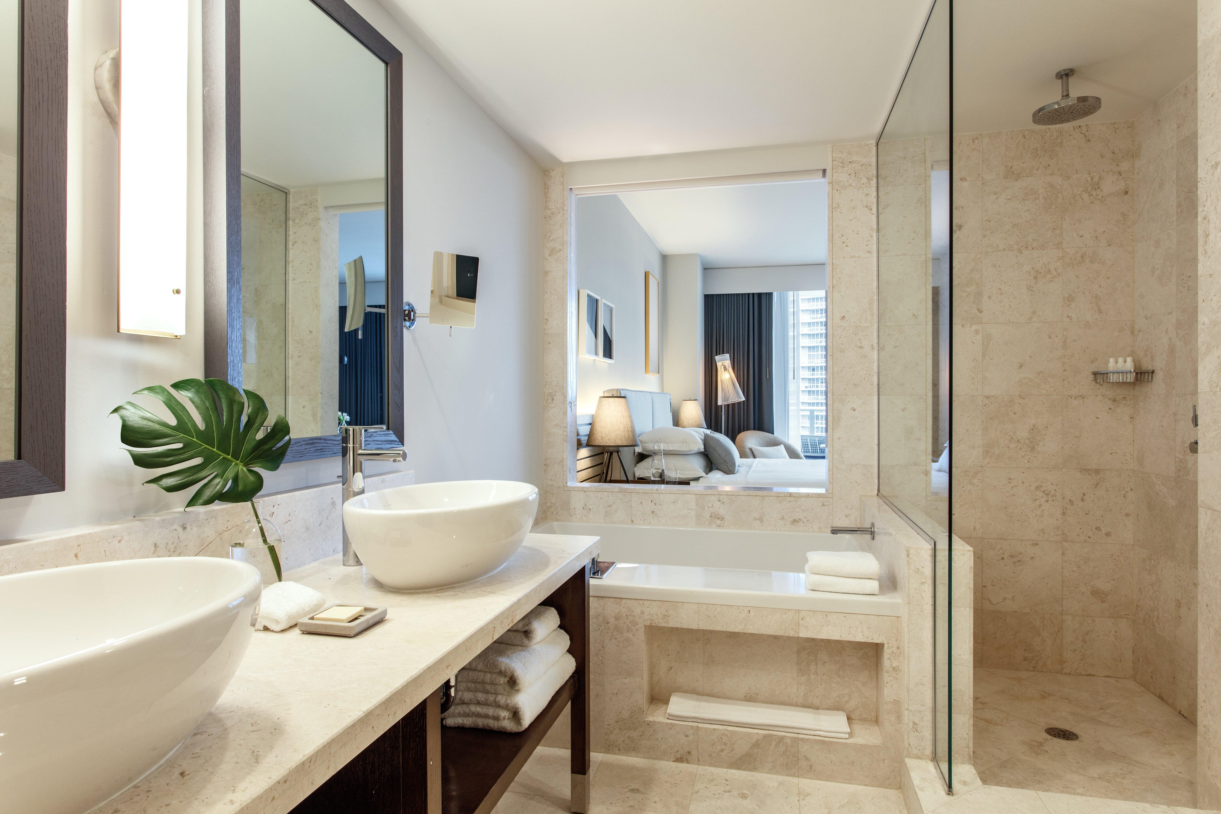 Room City View Two Double Beds