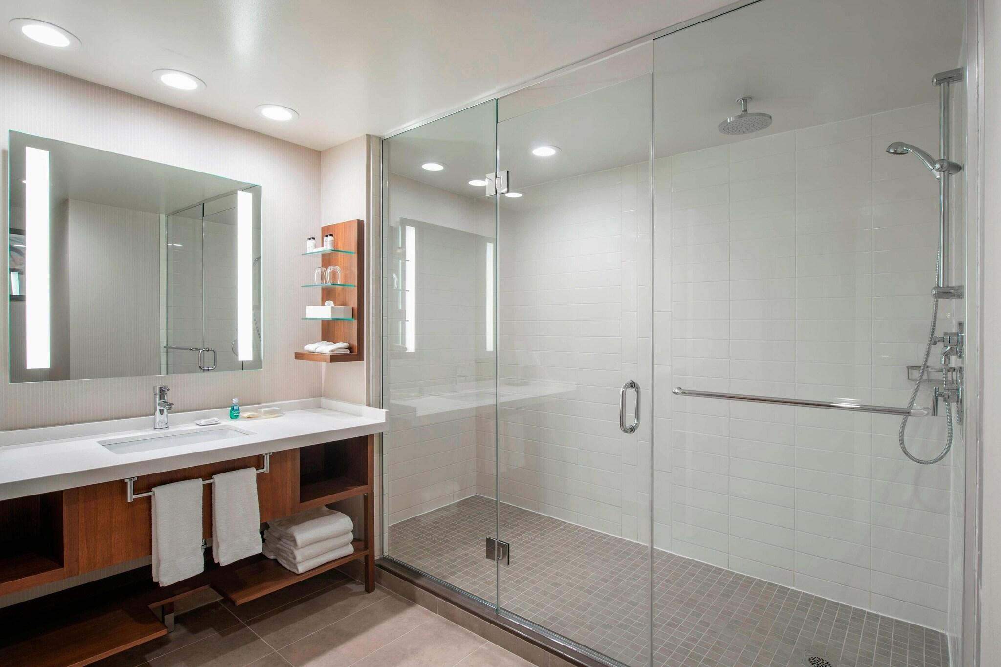 Suite Executive King Bed