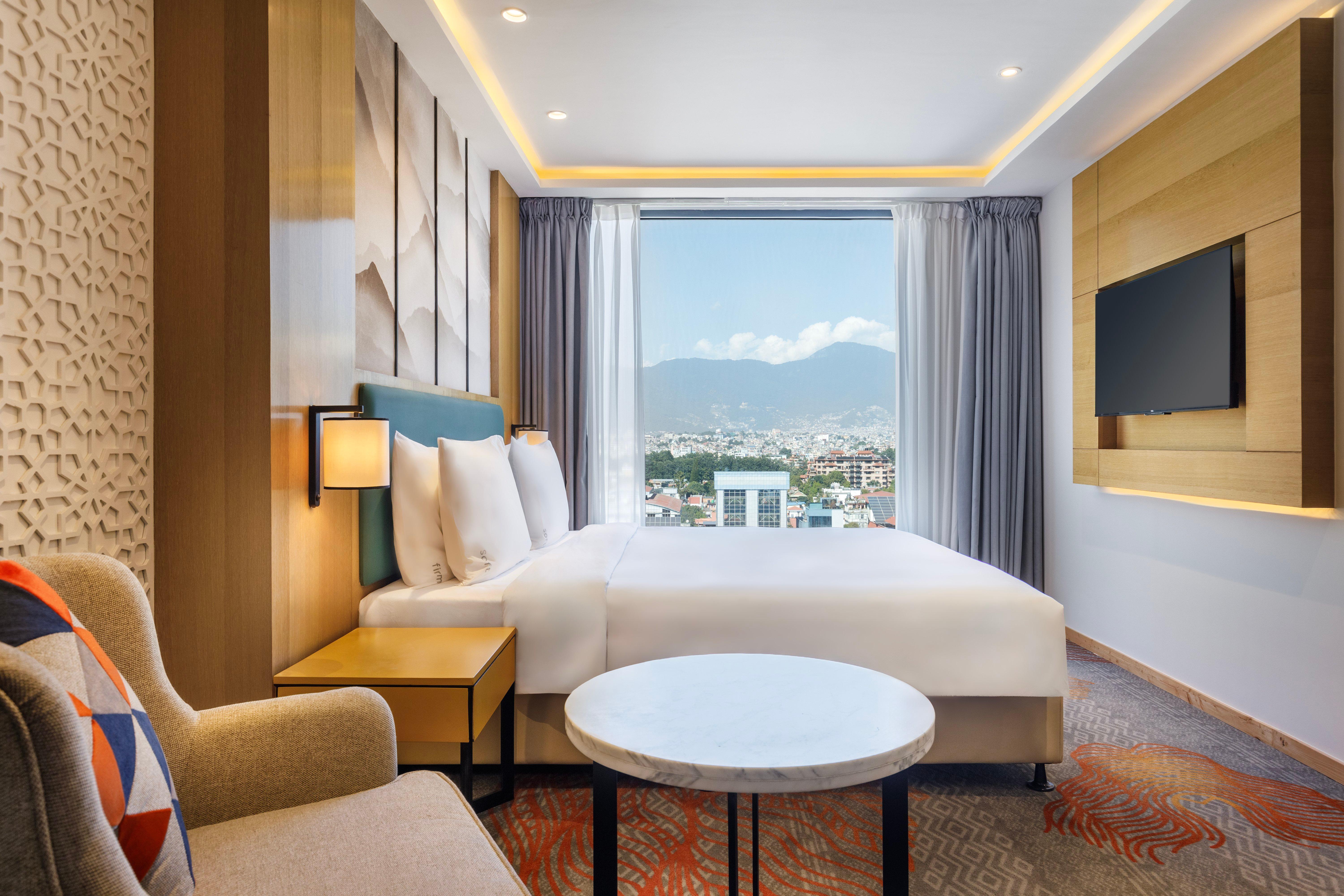 Suite Queen Size Bed