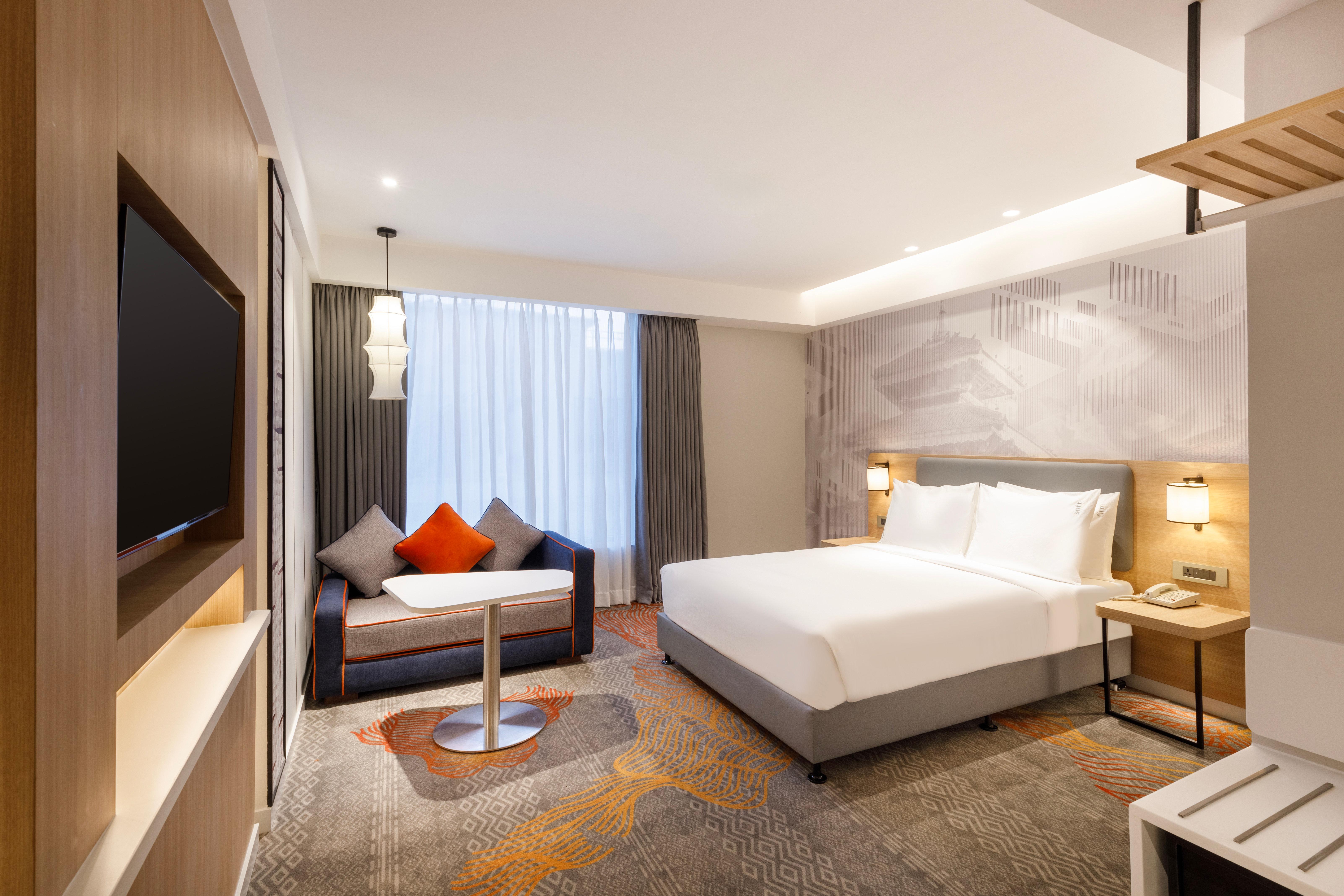 Double Accessible-queen Size Bed