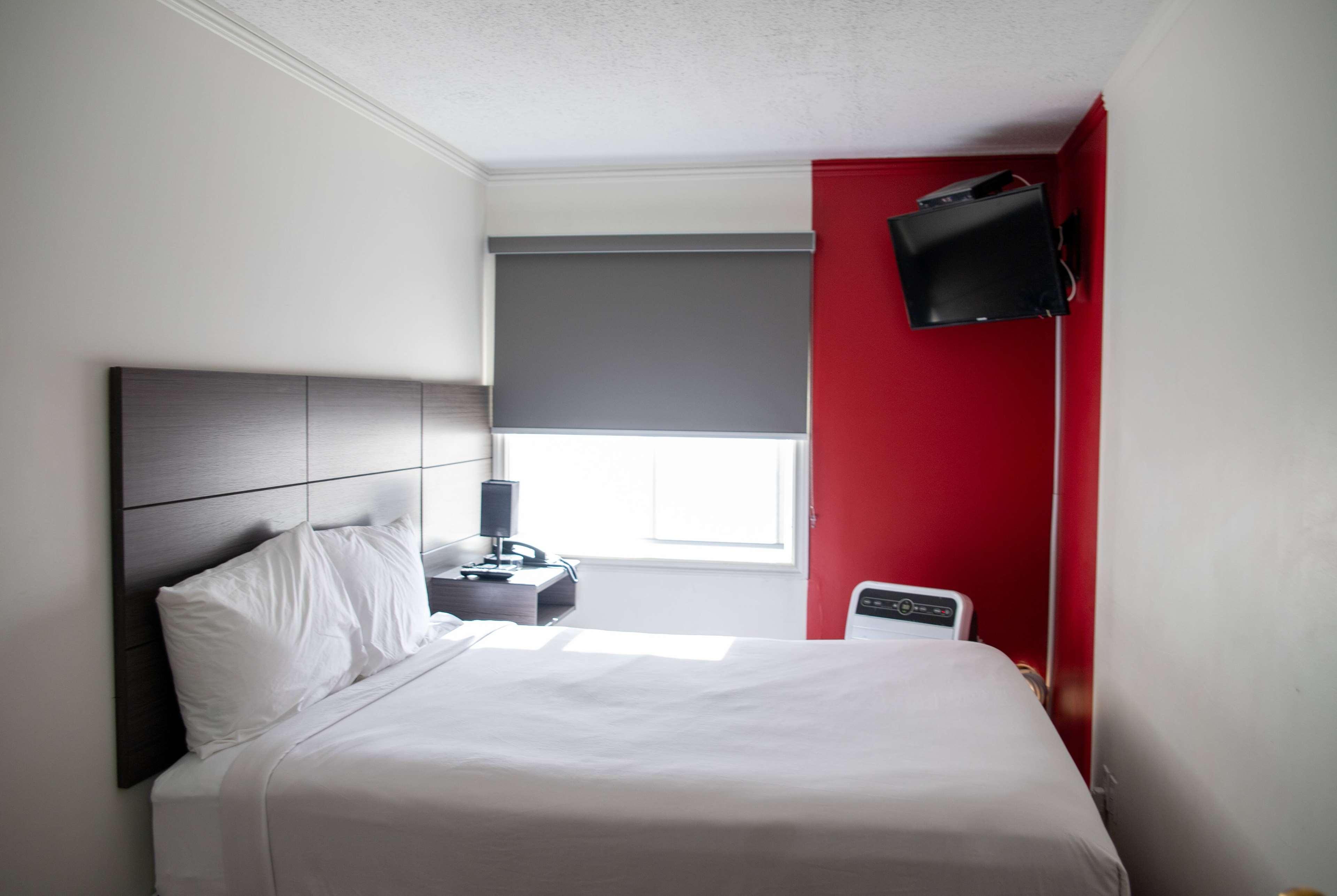 Suite Three Bedrooms